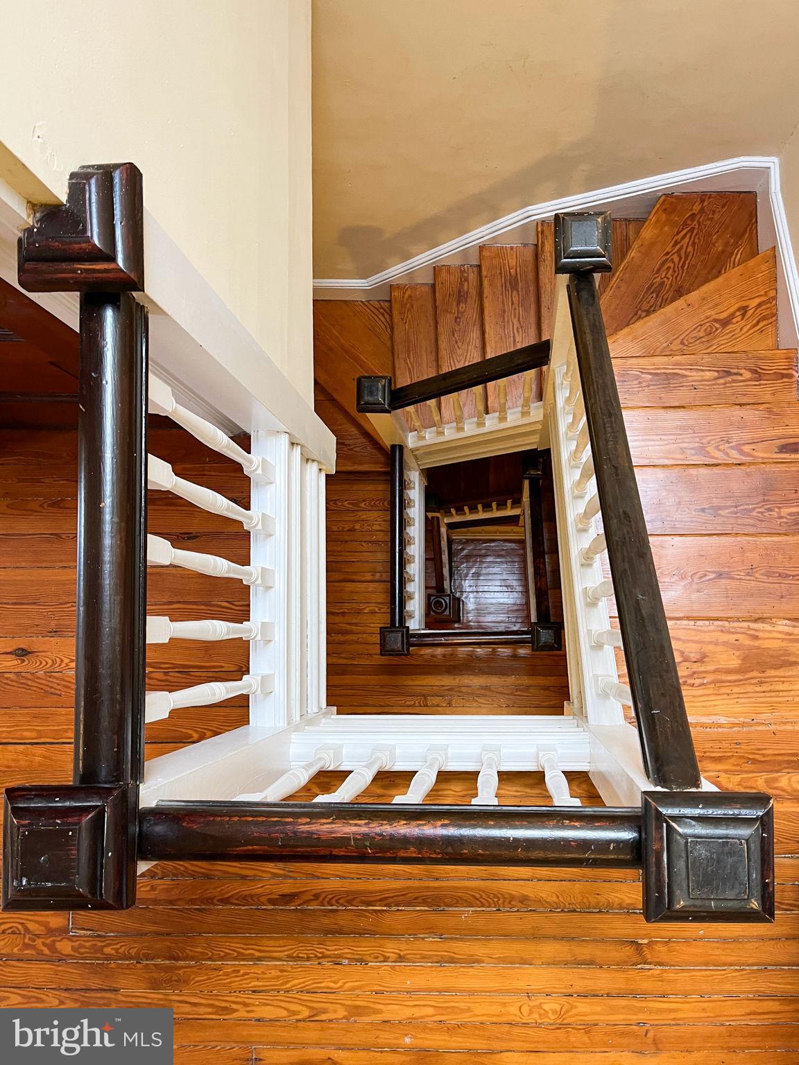 CHARLES VILLAGE - Residential