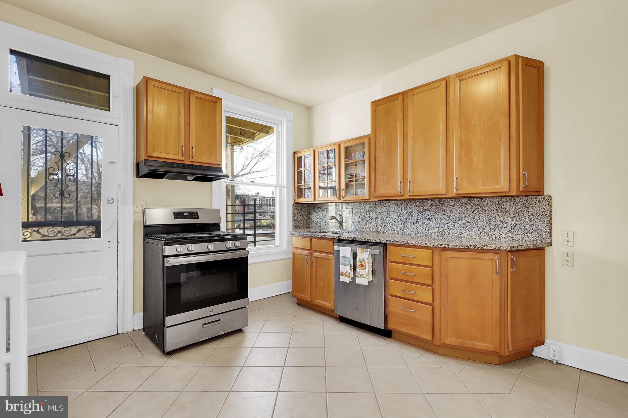 CHARLES VILLAGE - Residential