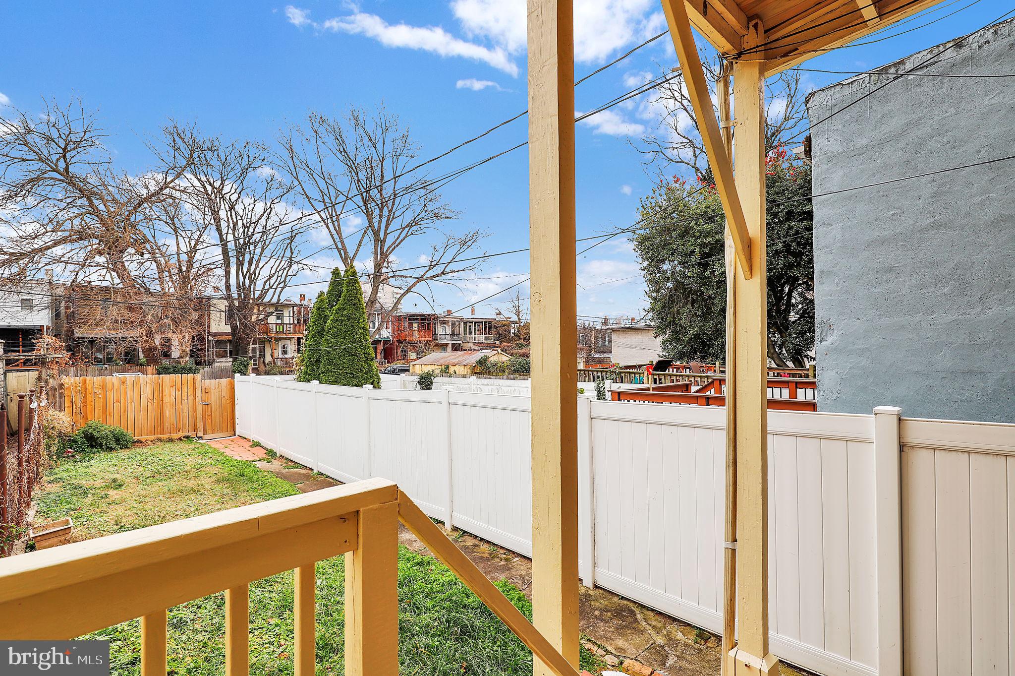 CHARLES VILLAGE - Residential