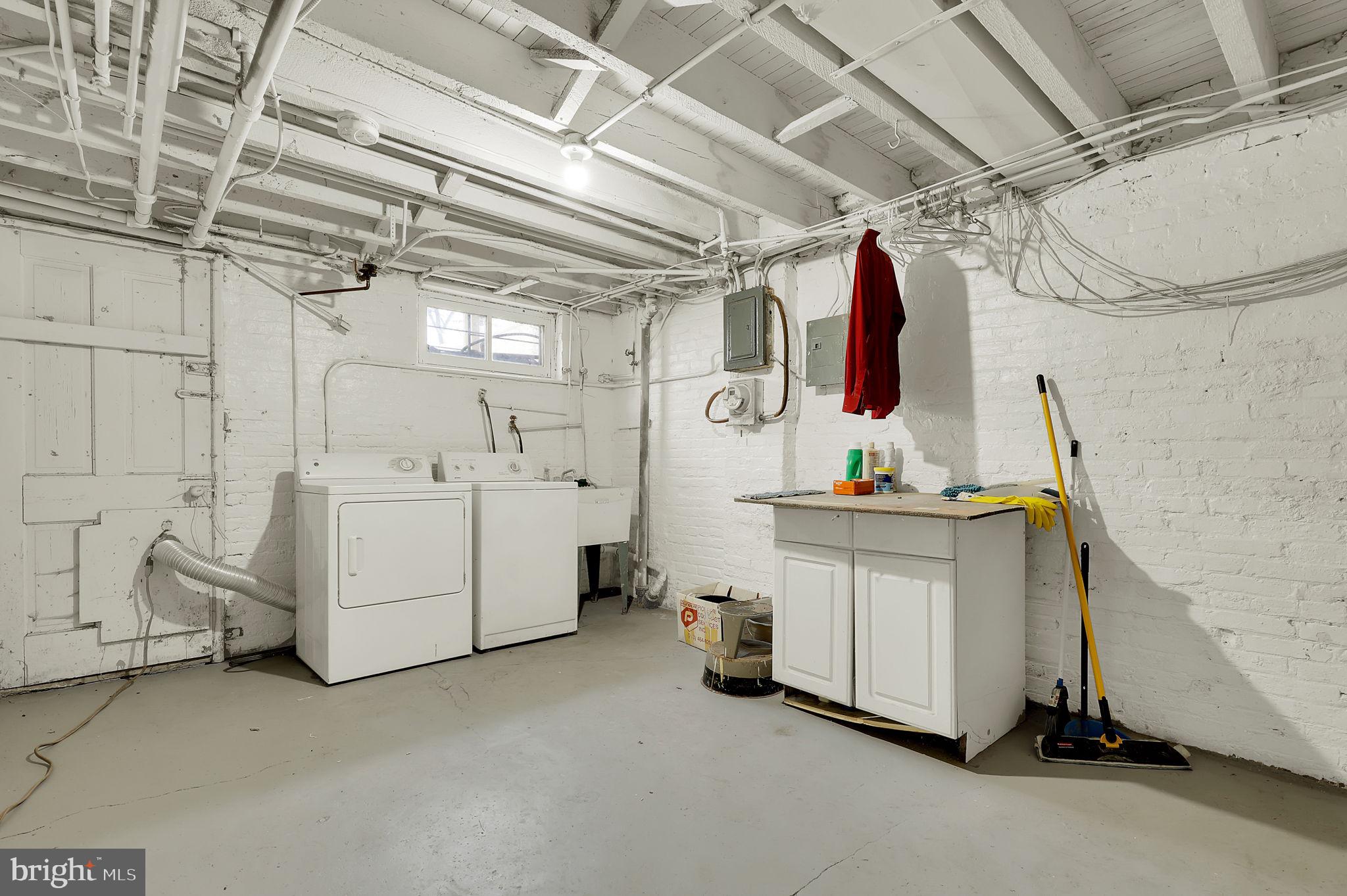 CHARLES VILLAGE - Residential