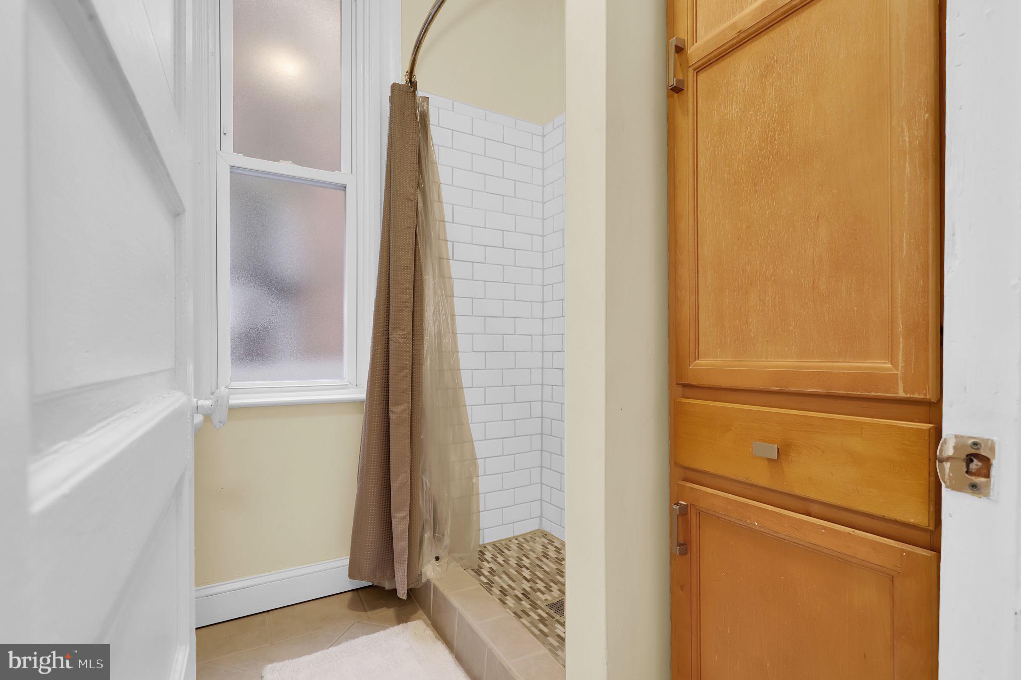 CHARLES VILLAGE - Residential