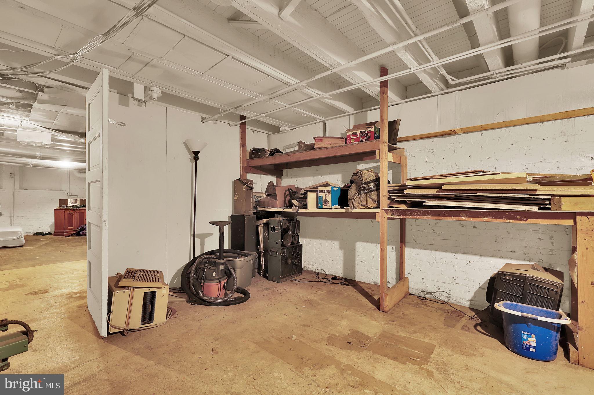 CHARLES VILLAGE - Residential