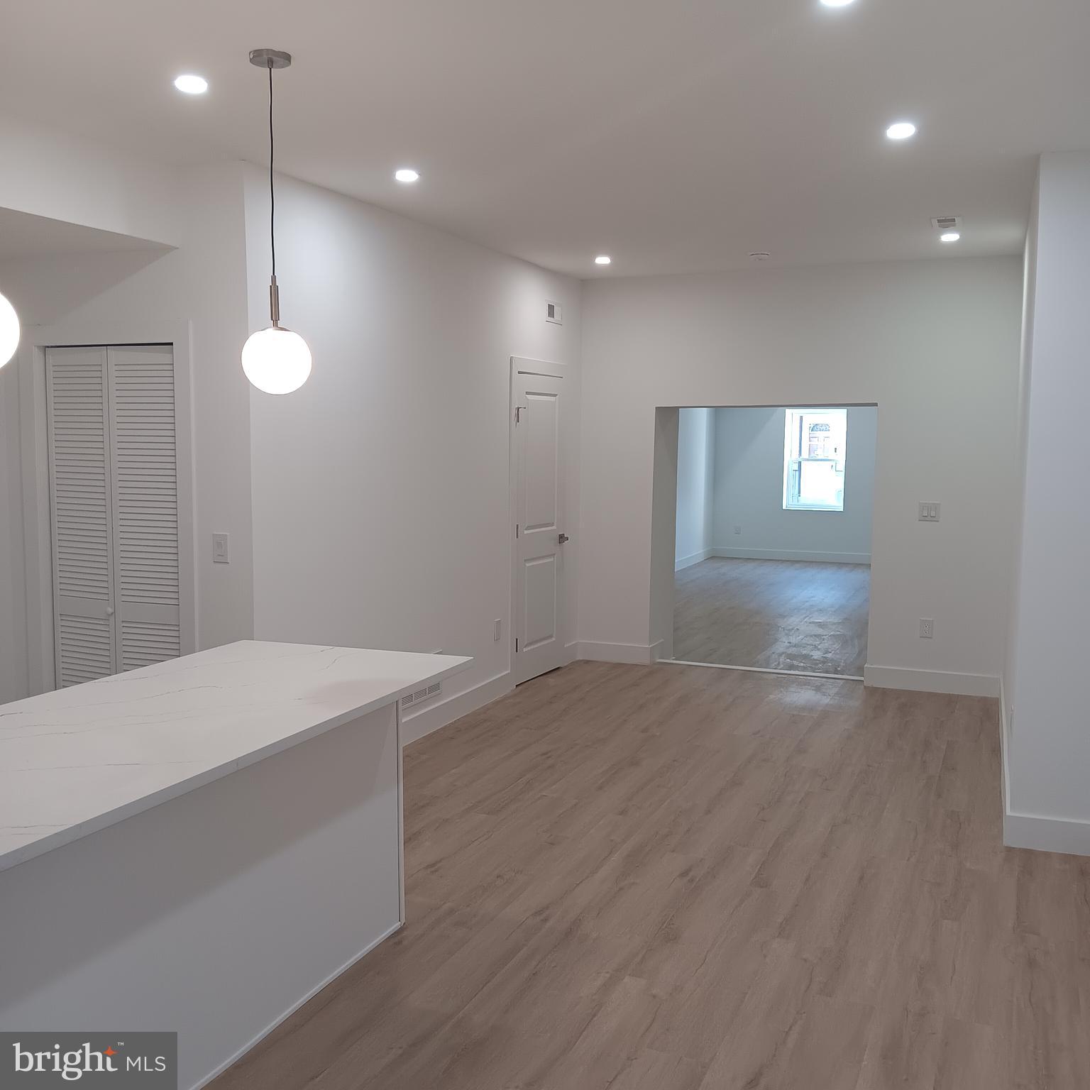 OLDE RICHMOND - Residential Lease