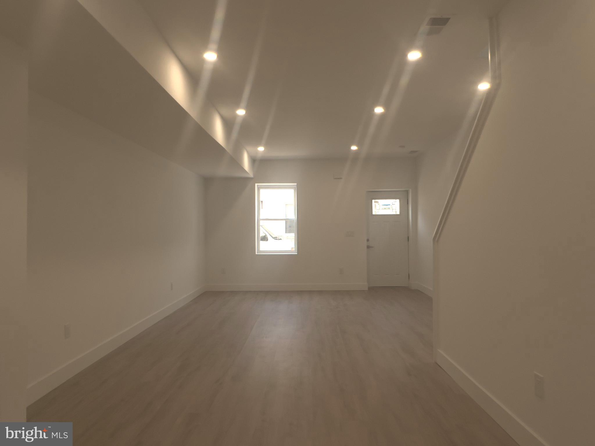 OLDE RICHMOND - Residential Lease