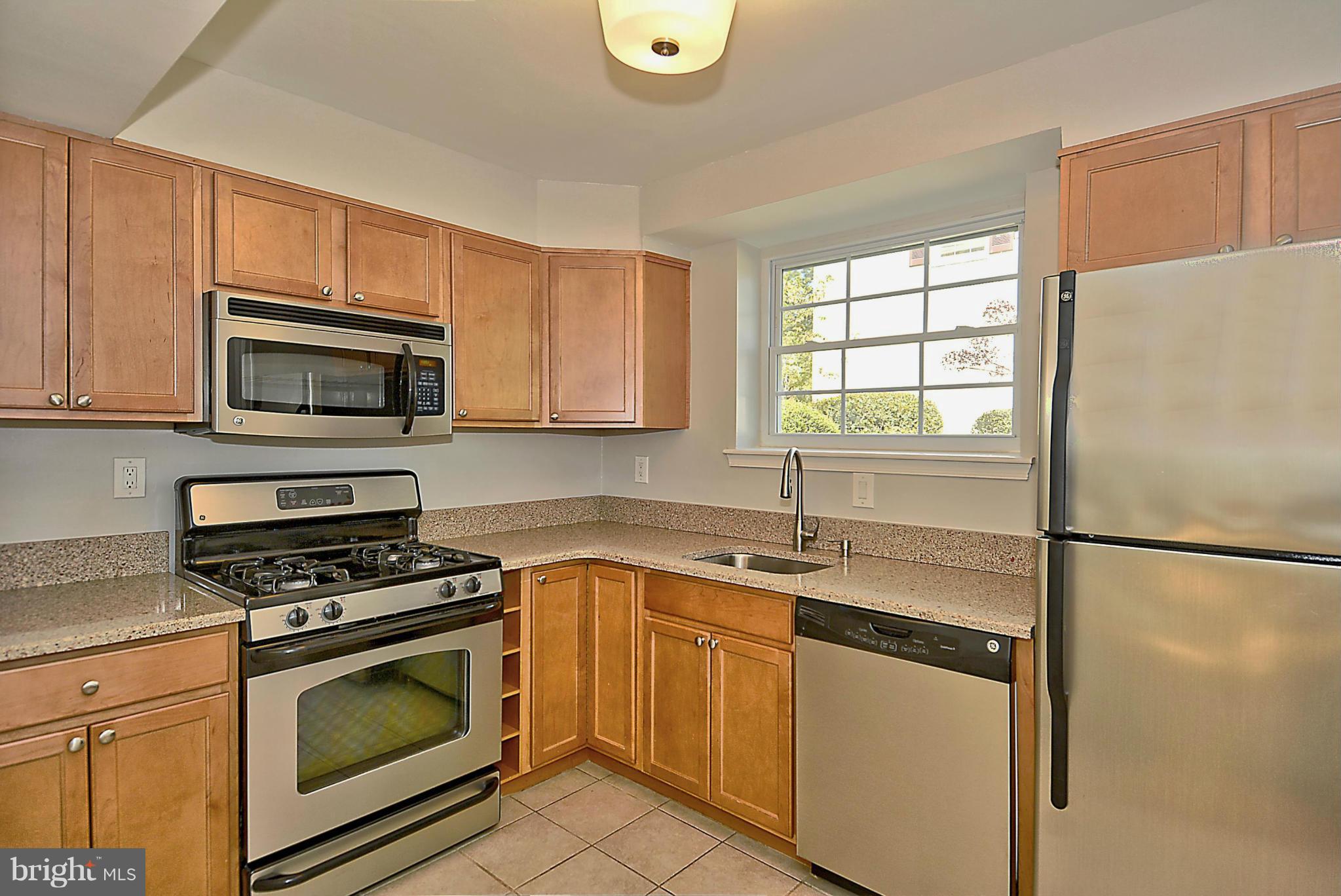 FAIRLINGTON TOWNE - Residential