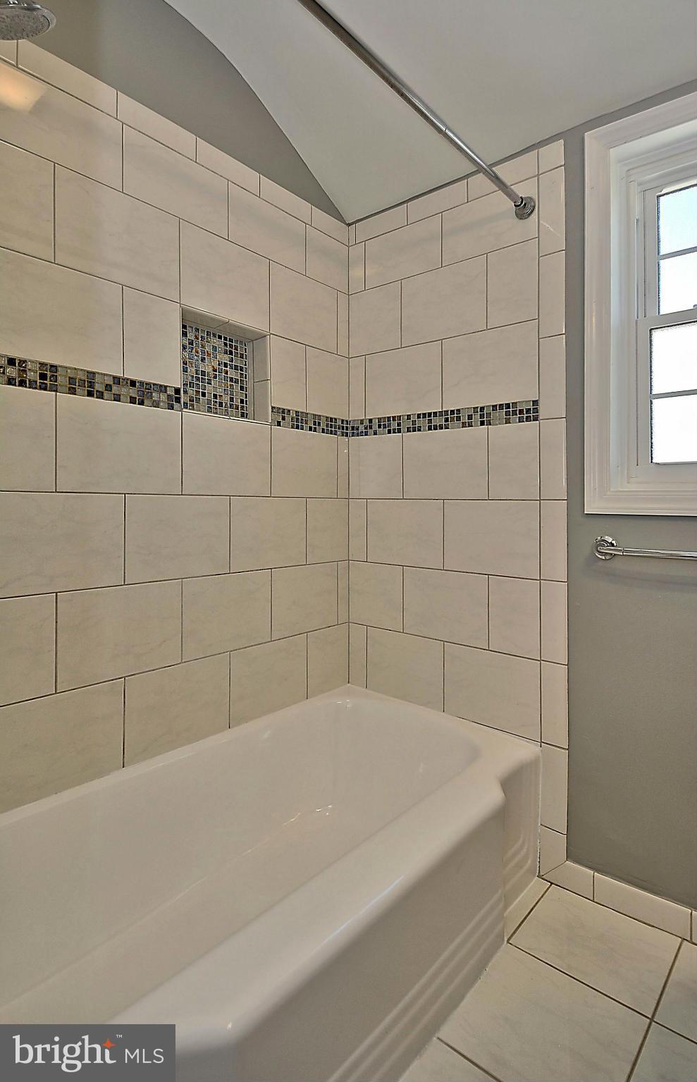 FAIRLINGTON TOWNE - Residential