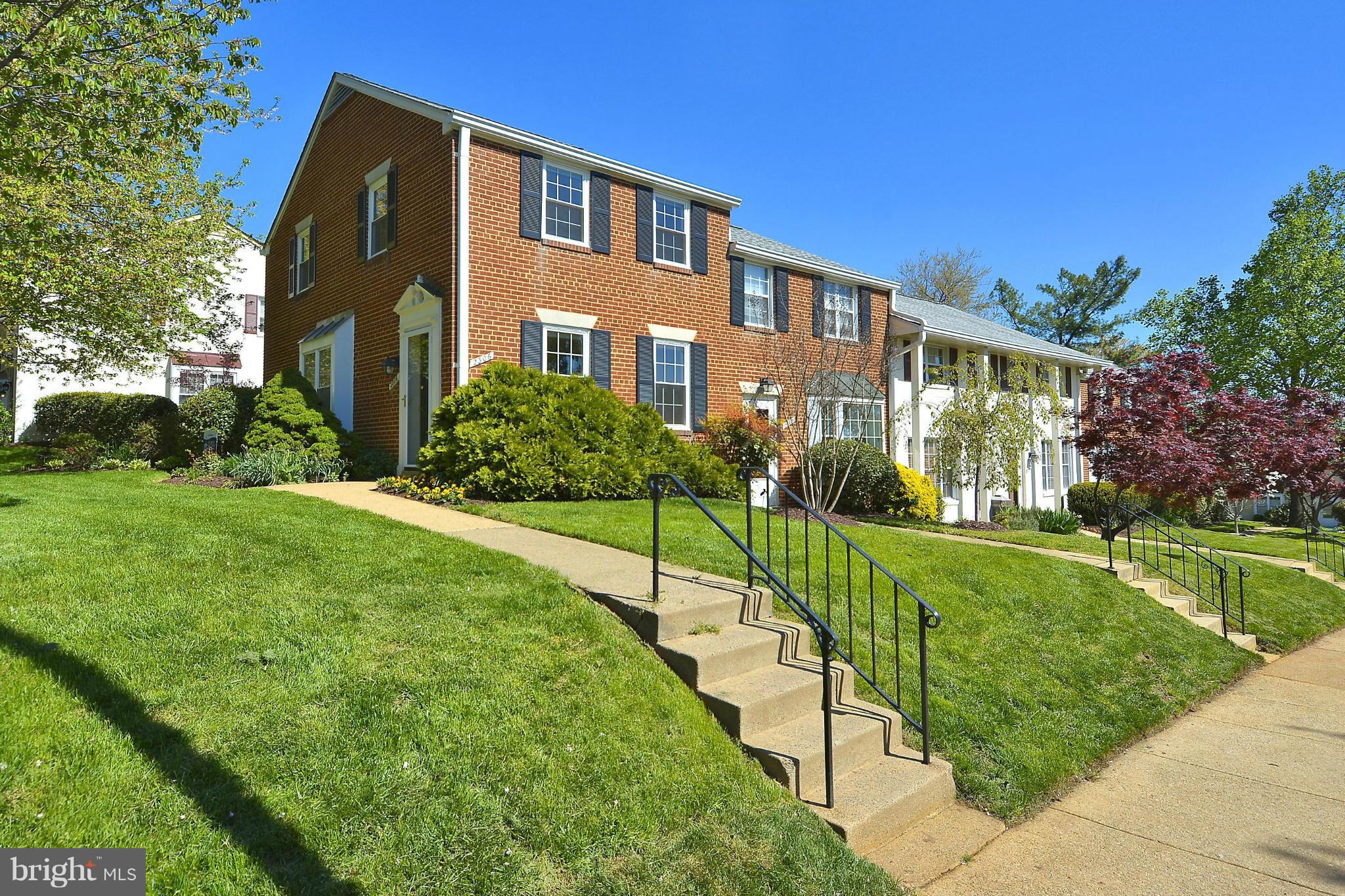 FAIRLINGTON TOWNE - Residential