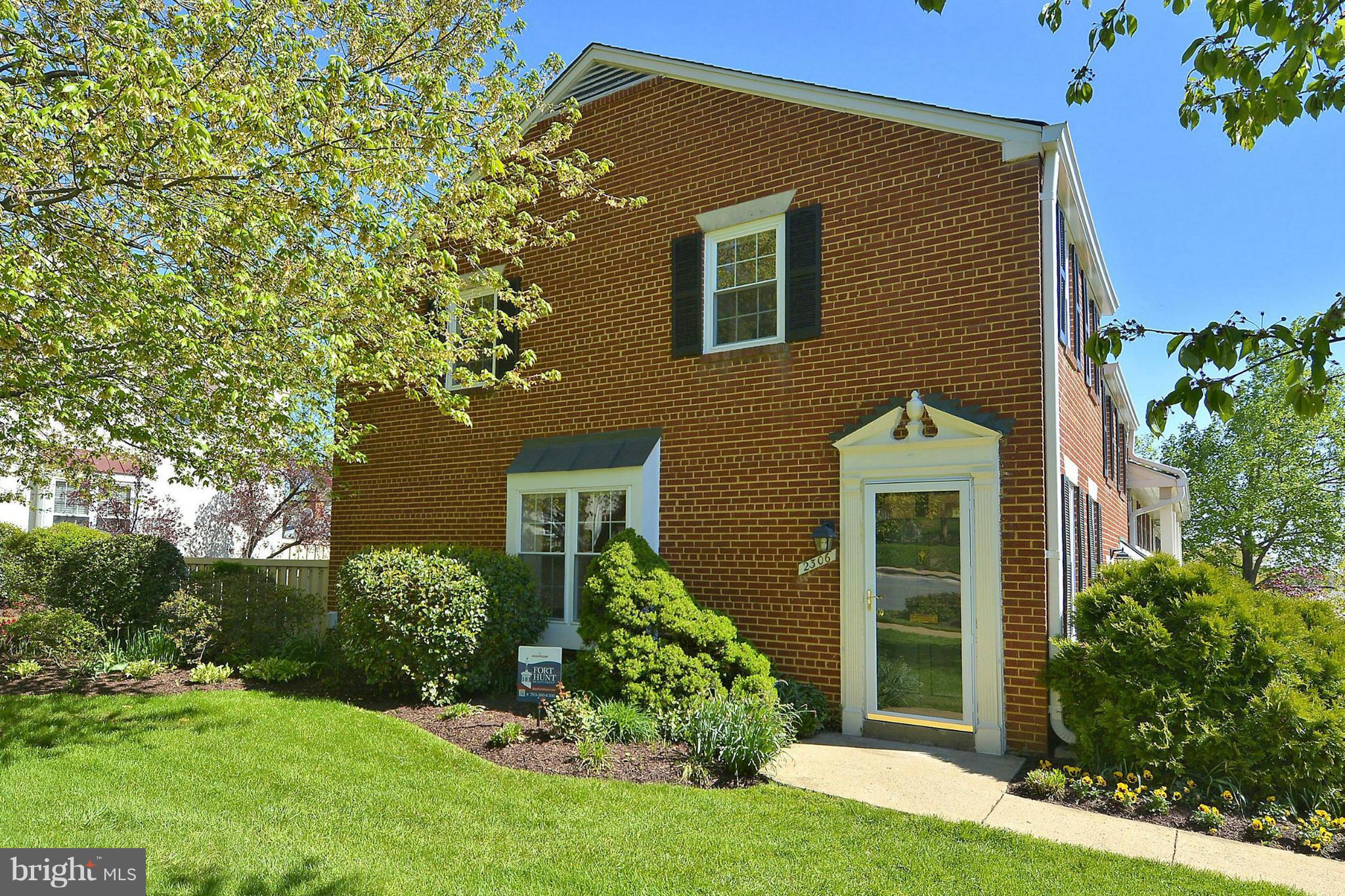 FAIRLINGTON TOWNE - Residential