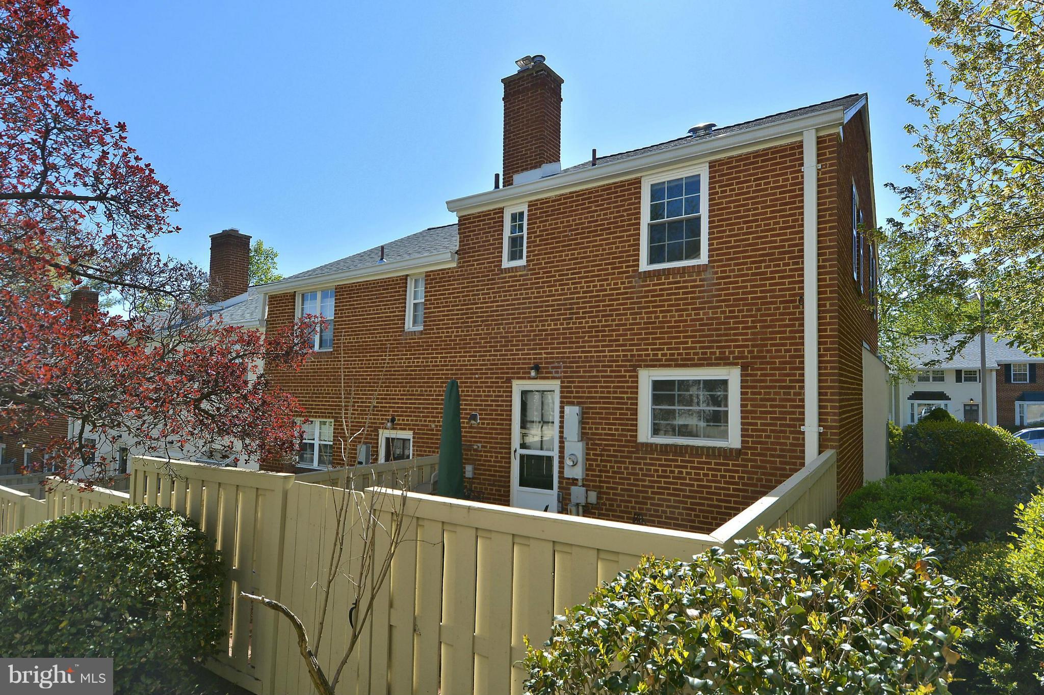 FAIRLINGTON TOWNE - Residential
