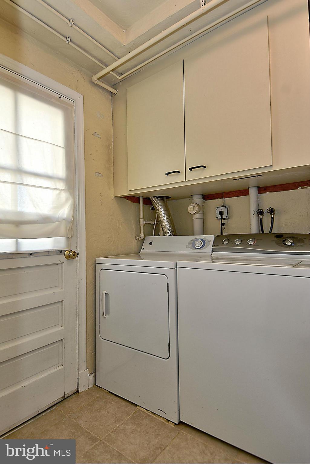 FAIRLINGTON TOWNE - Residential