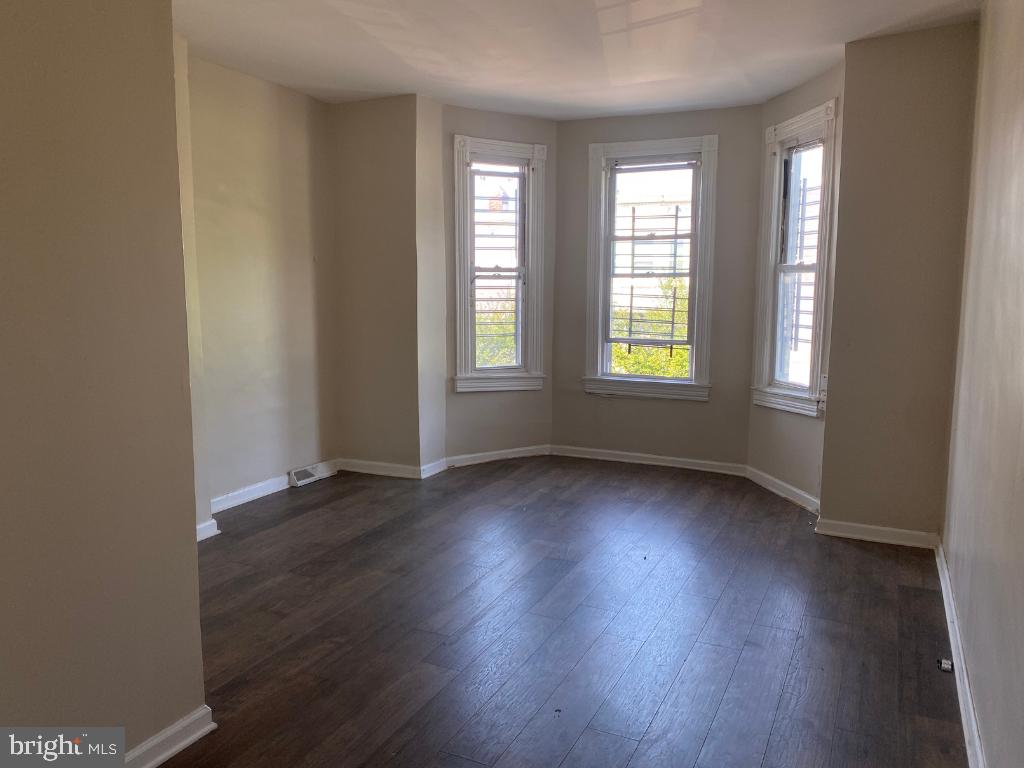 EDGEWOOD - Residential