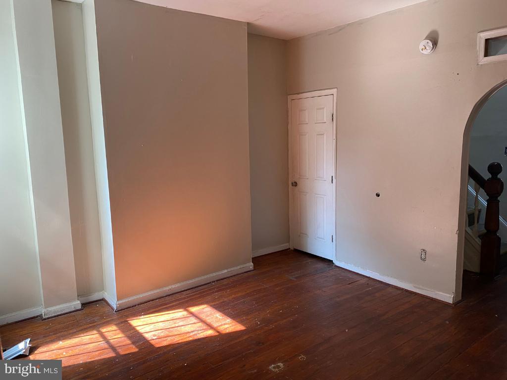 EDGEWOOD - Residential