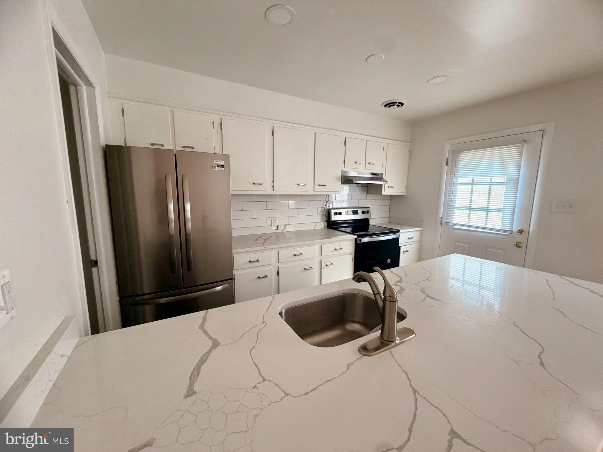 ANDREWS VILLAGE CONDOMIN - Residential