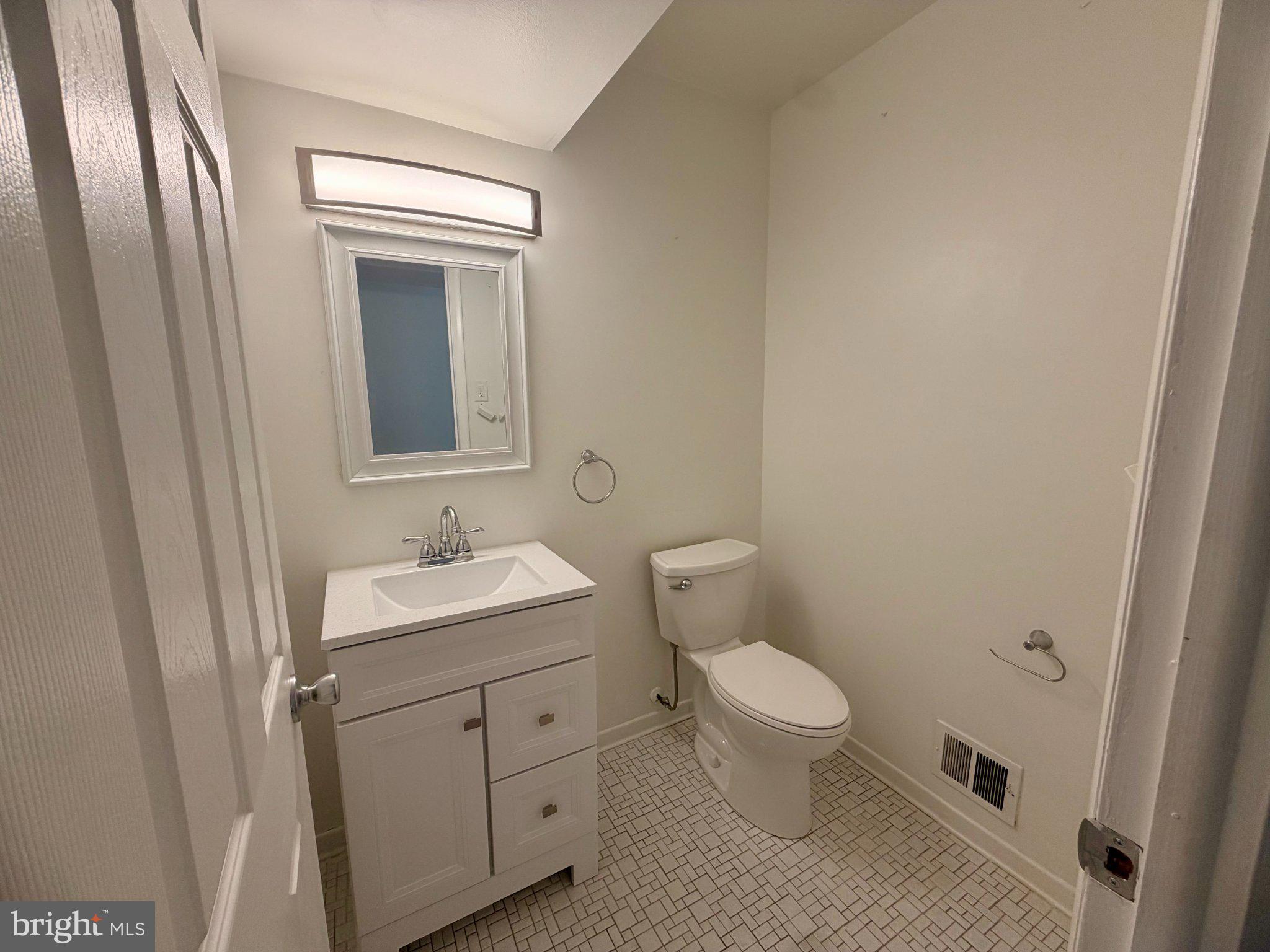 ANDREWS VILLAGE CONDOMIN - Residential