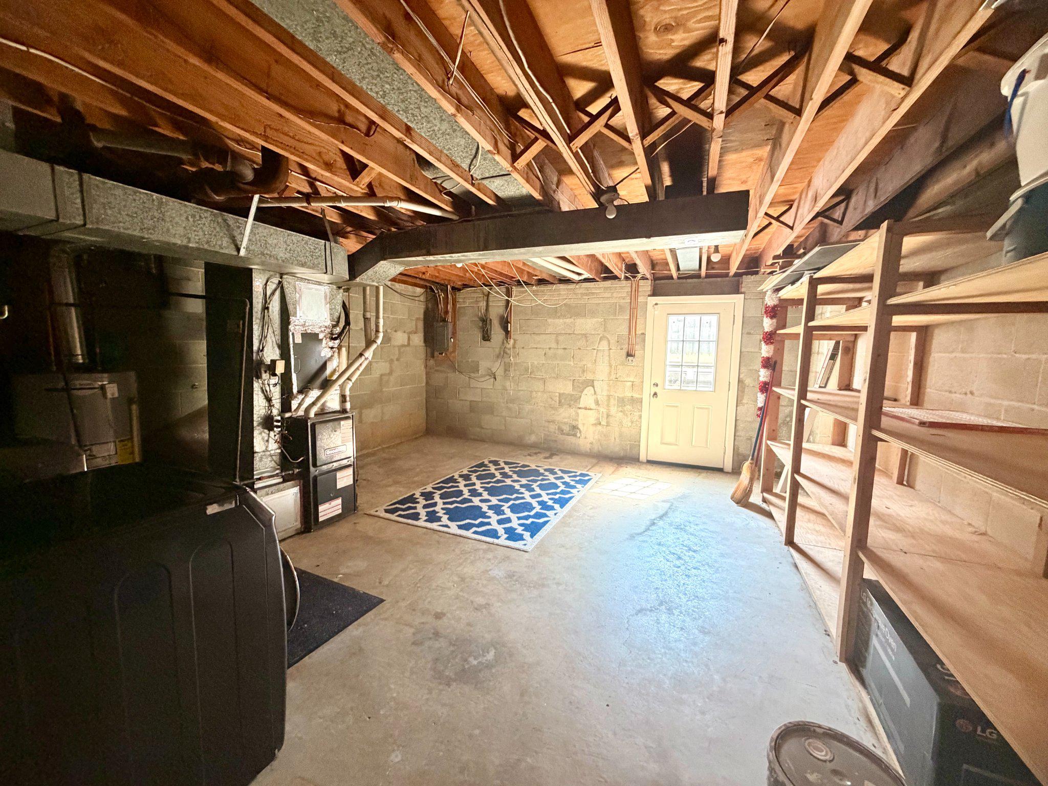 ANDREWS VILLAGE CONDOMIN - Residential