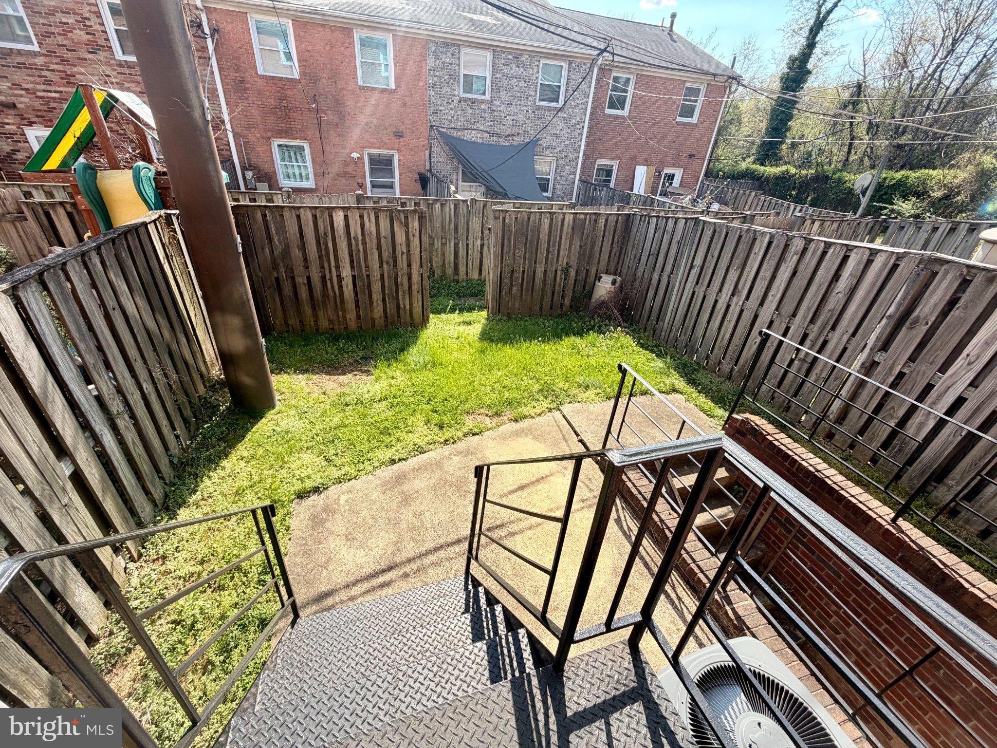 ANDREWS VILLAGE CONDOMIN - Residential