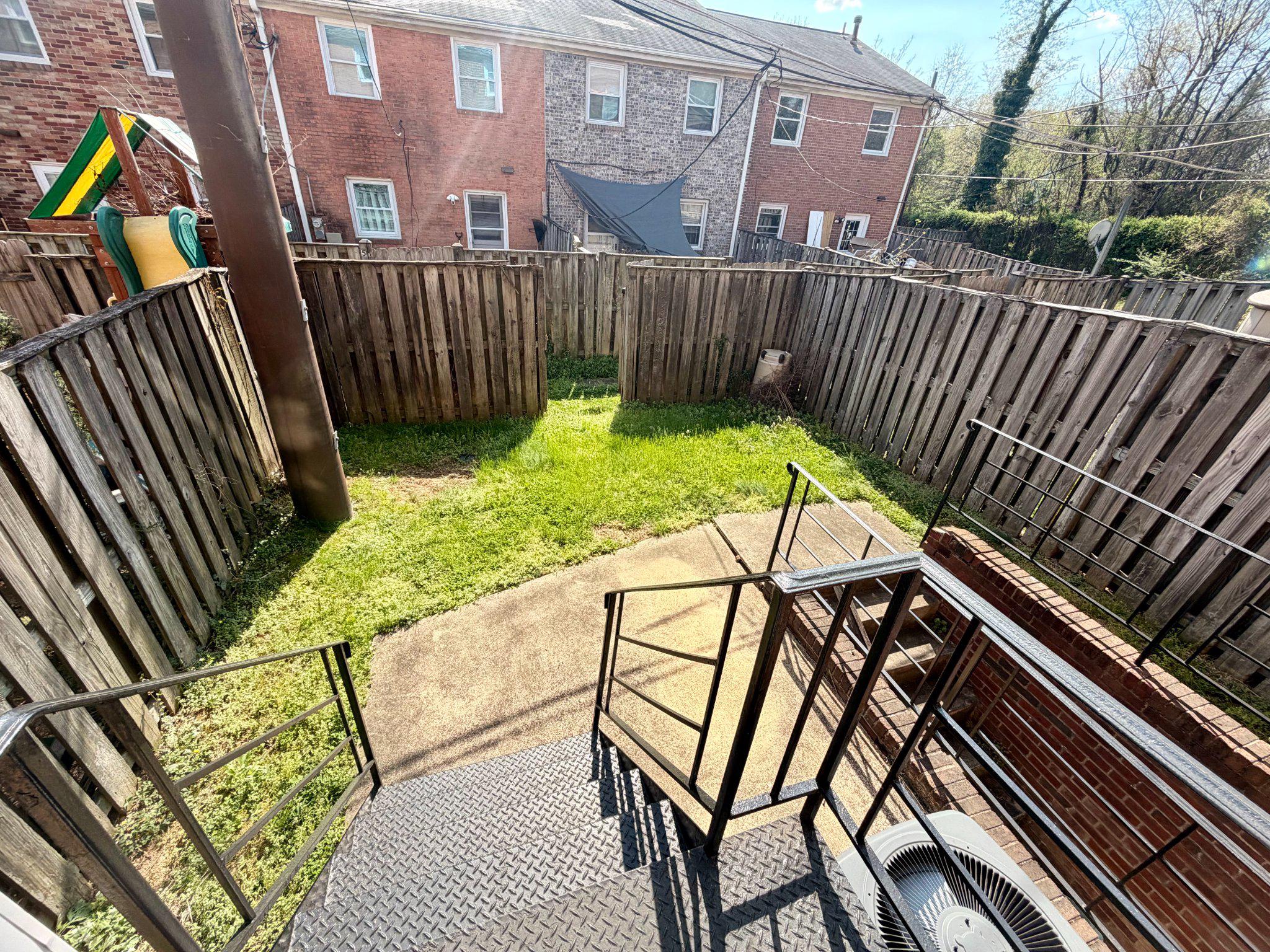 ANDREWS VILLAGE CONDOMIN - Residential