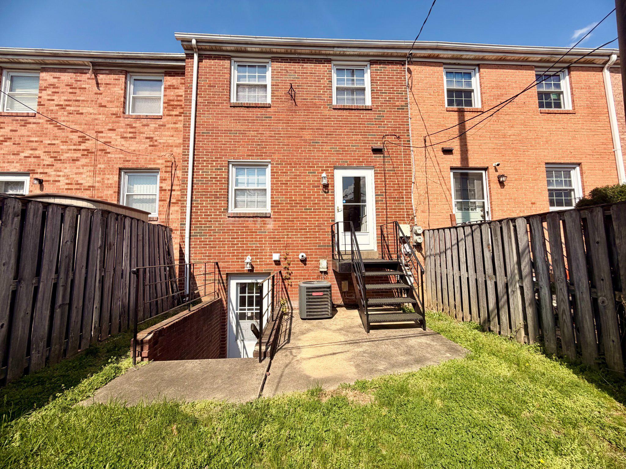 ANDREWS VILLAGE CONDOMIN - Residential