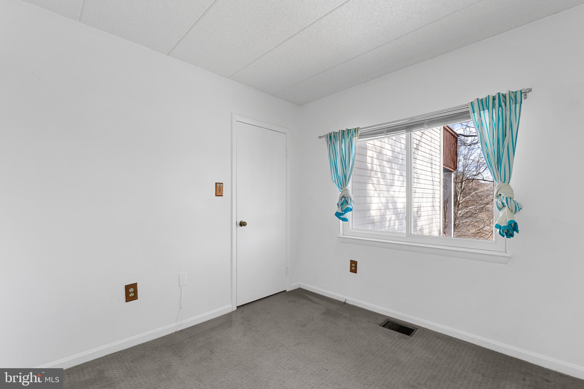 FAIR HILL - Residential