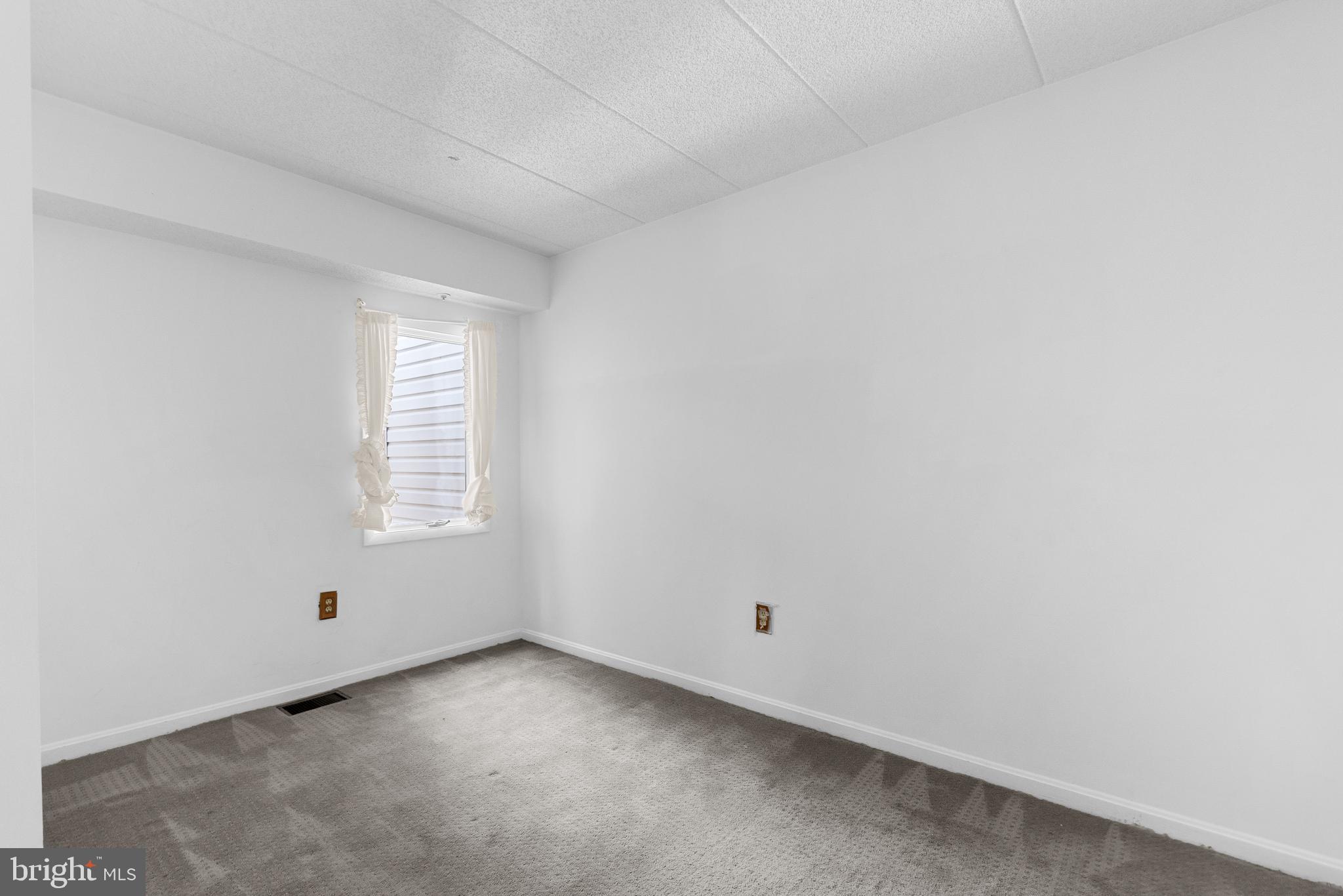 FAIR HILL - Residential