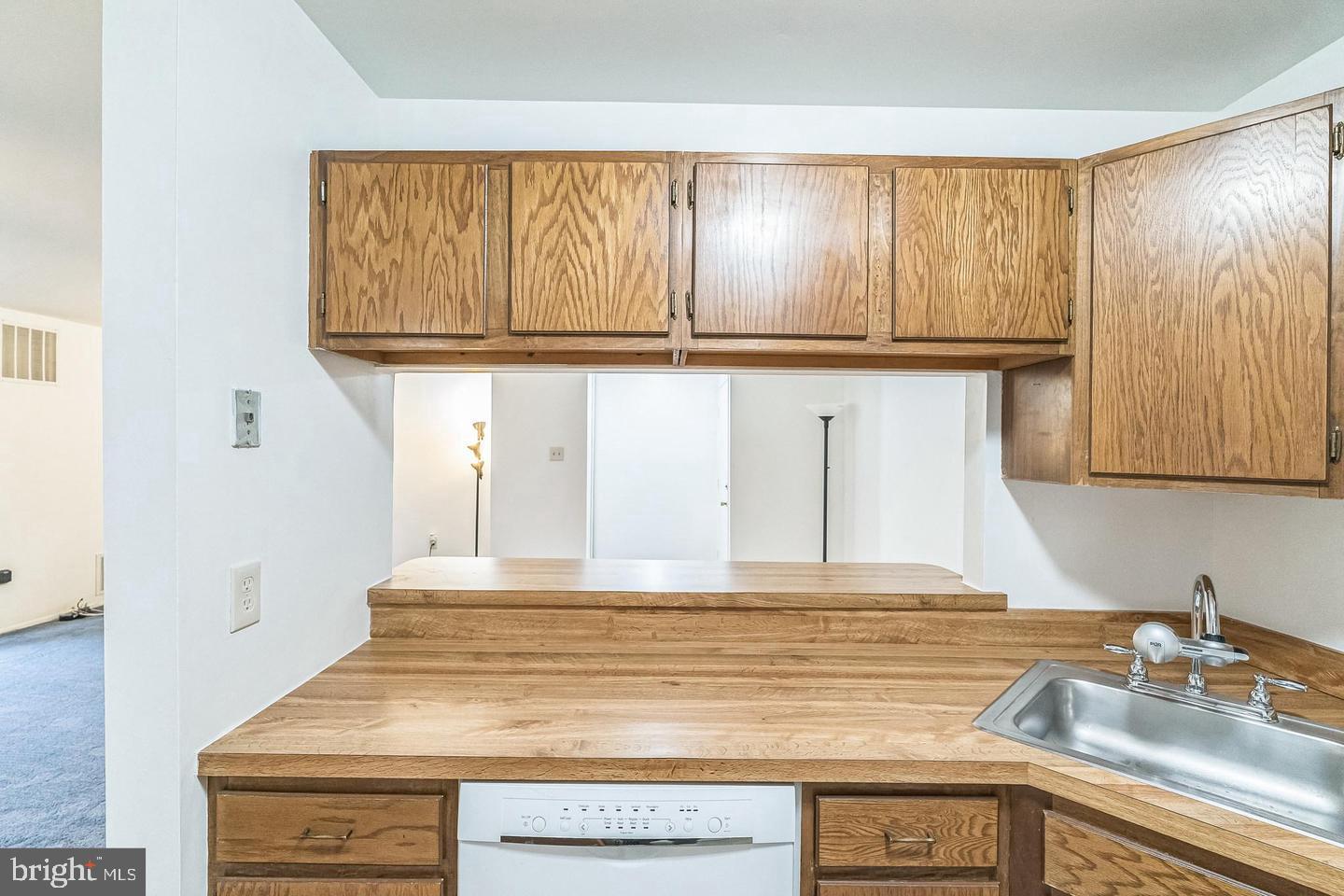 WOOD HOLLOW - Residential Lease