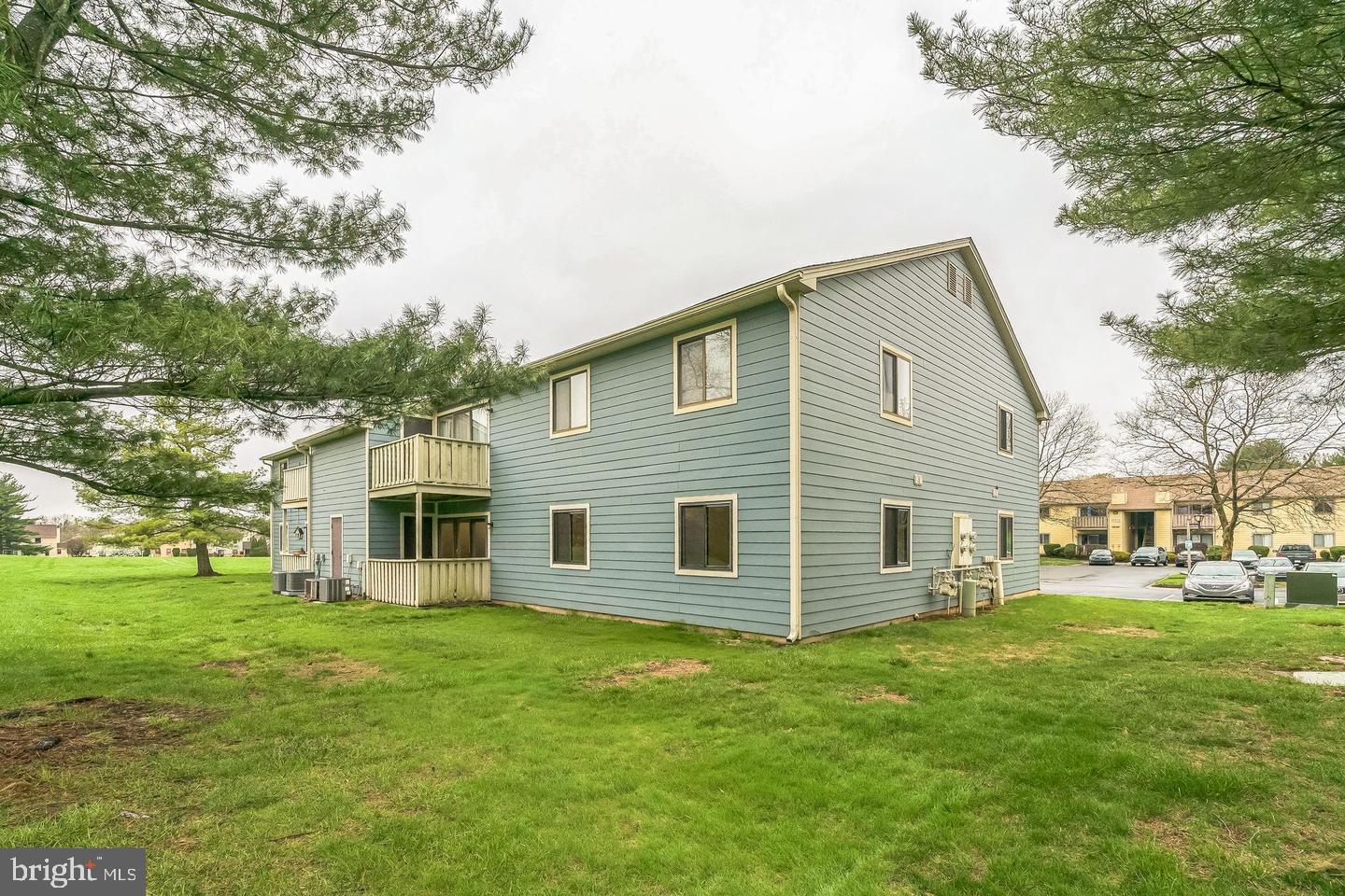 WOOD HOLLOW - Residential Lease