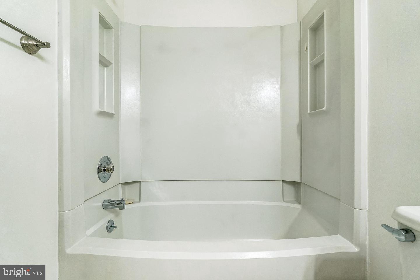 WOOD HOLLOW - Residential Lease