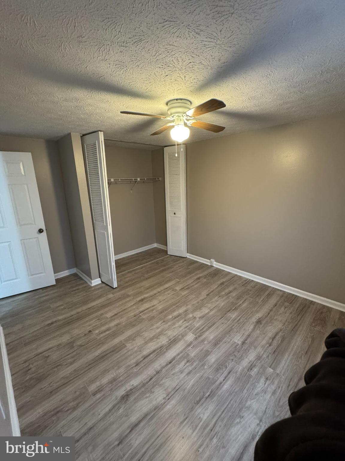 HILLCREST ORCHARDS - Residential Lease