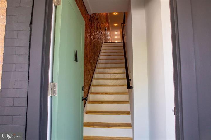 PHILADELPHIA (NORTH) - Residential Income