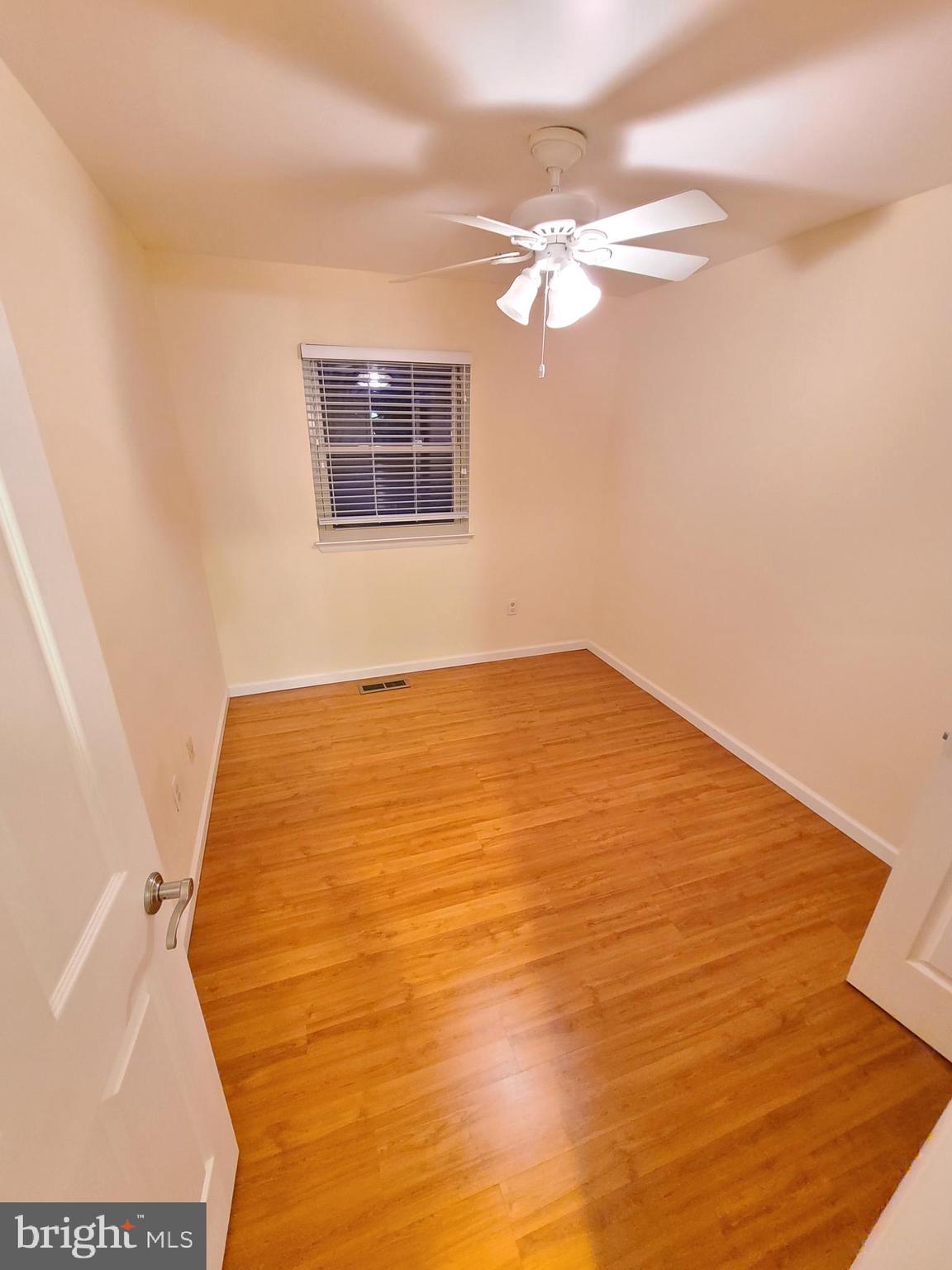 HUNGERFORD - Residential Lease