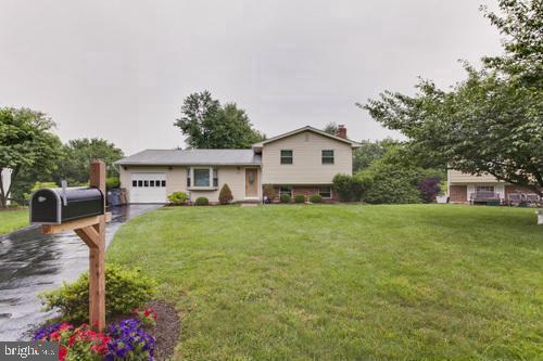 HUNGERFORD - Residential Lease