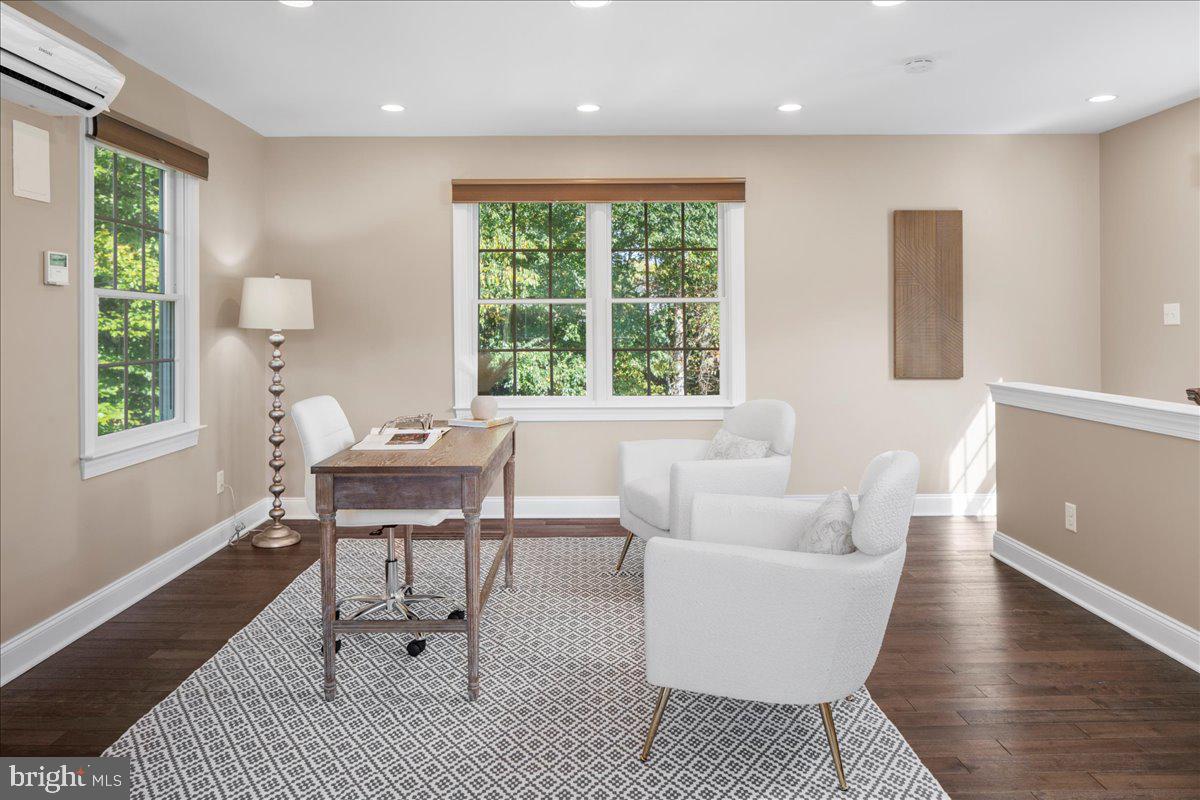 RIDGLEY - Residential