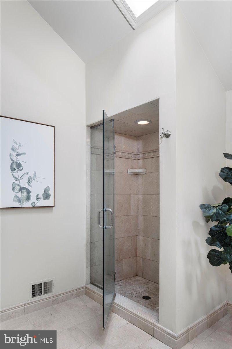 RIDGLEY - Residential