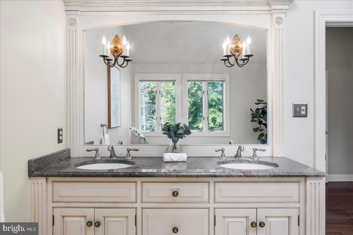 RIDGLEY - Residential