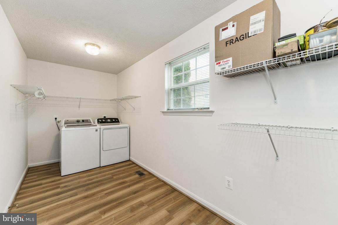 ROLLING MEADOWS - Residential