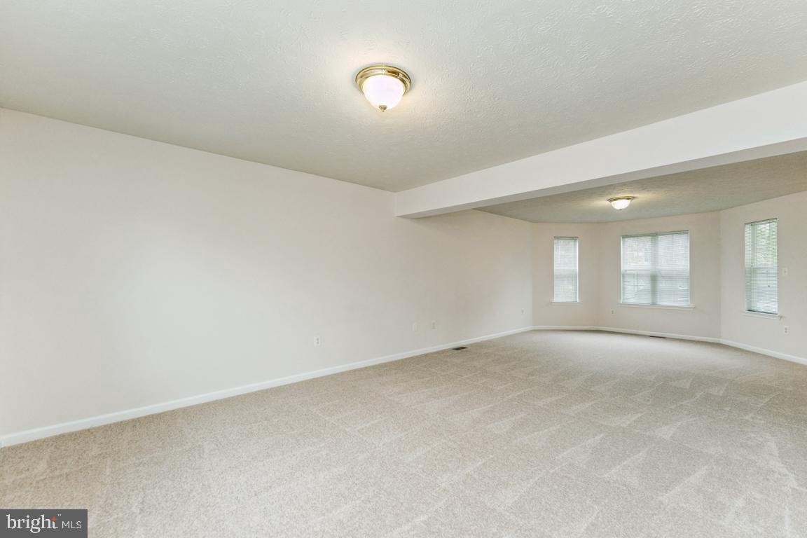 ROLLING MEADOWS - Residential