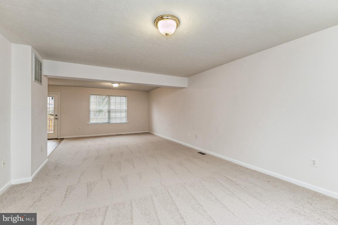 ROLLING MEADOWS - Residential