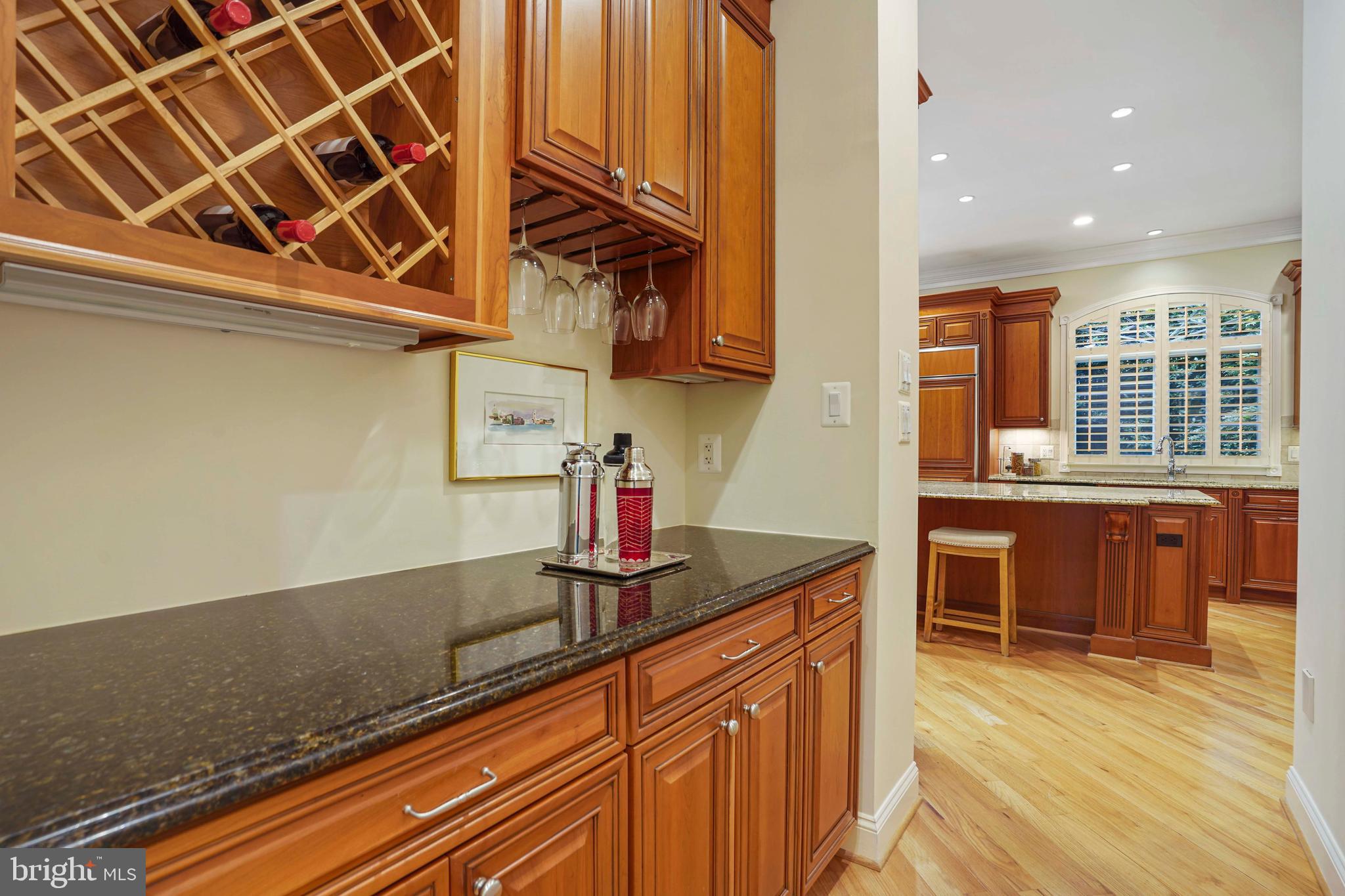 TARA MANOR - Residential