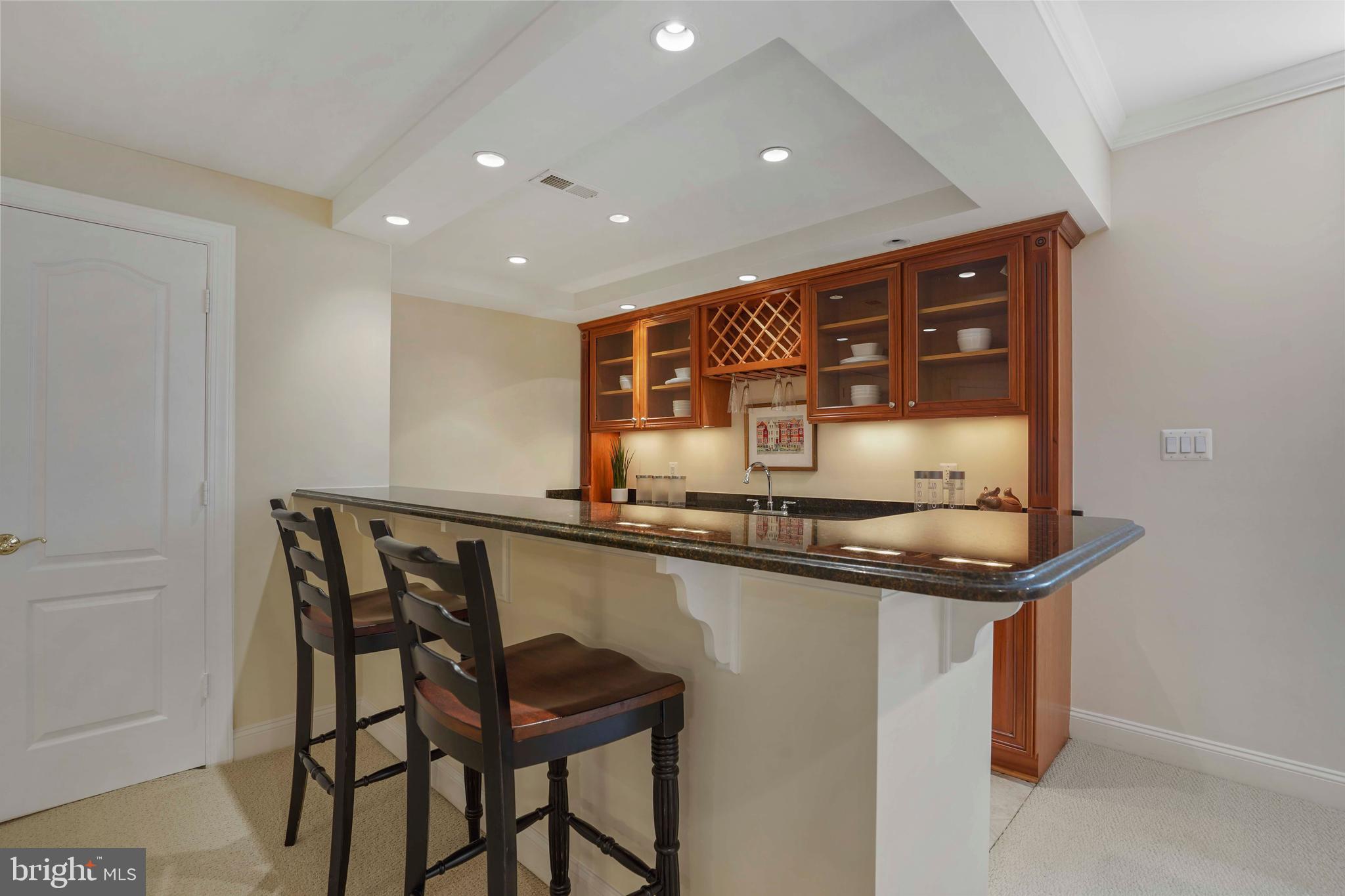 TARA MANOR - Residential