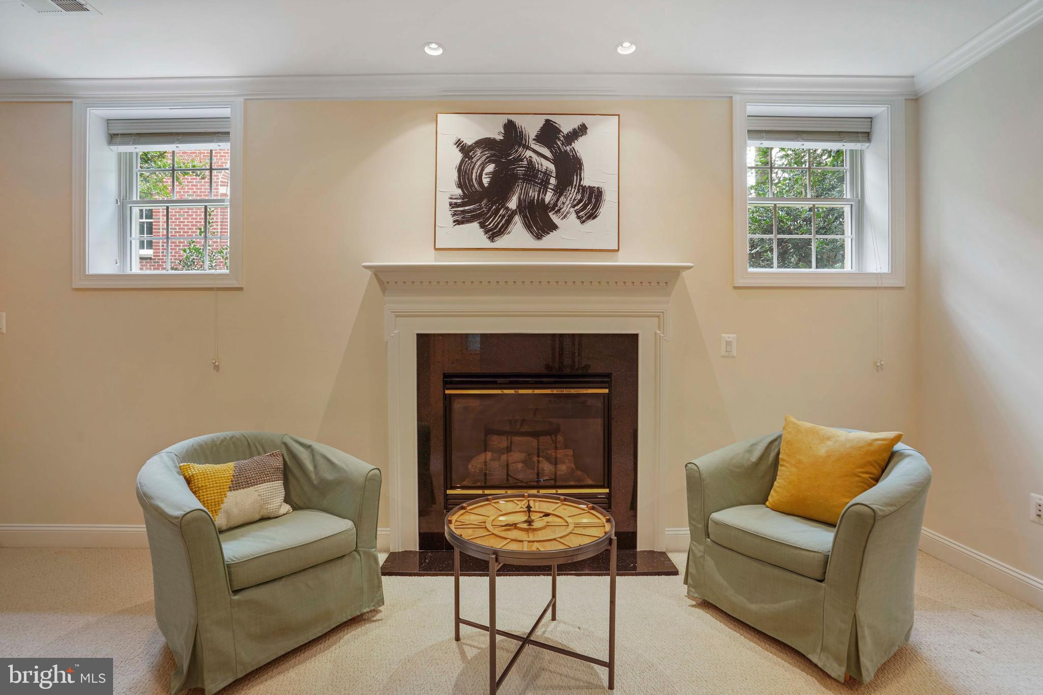 TARA MANOR - Residential