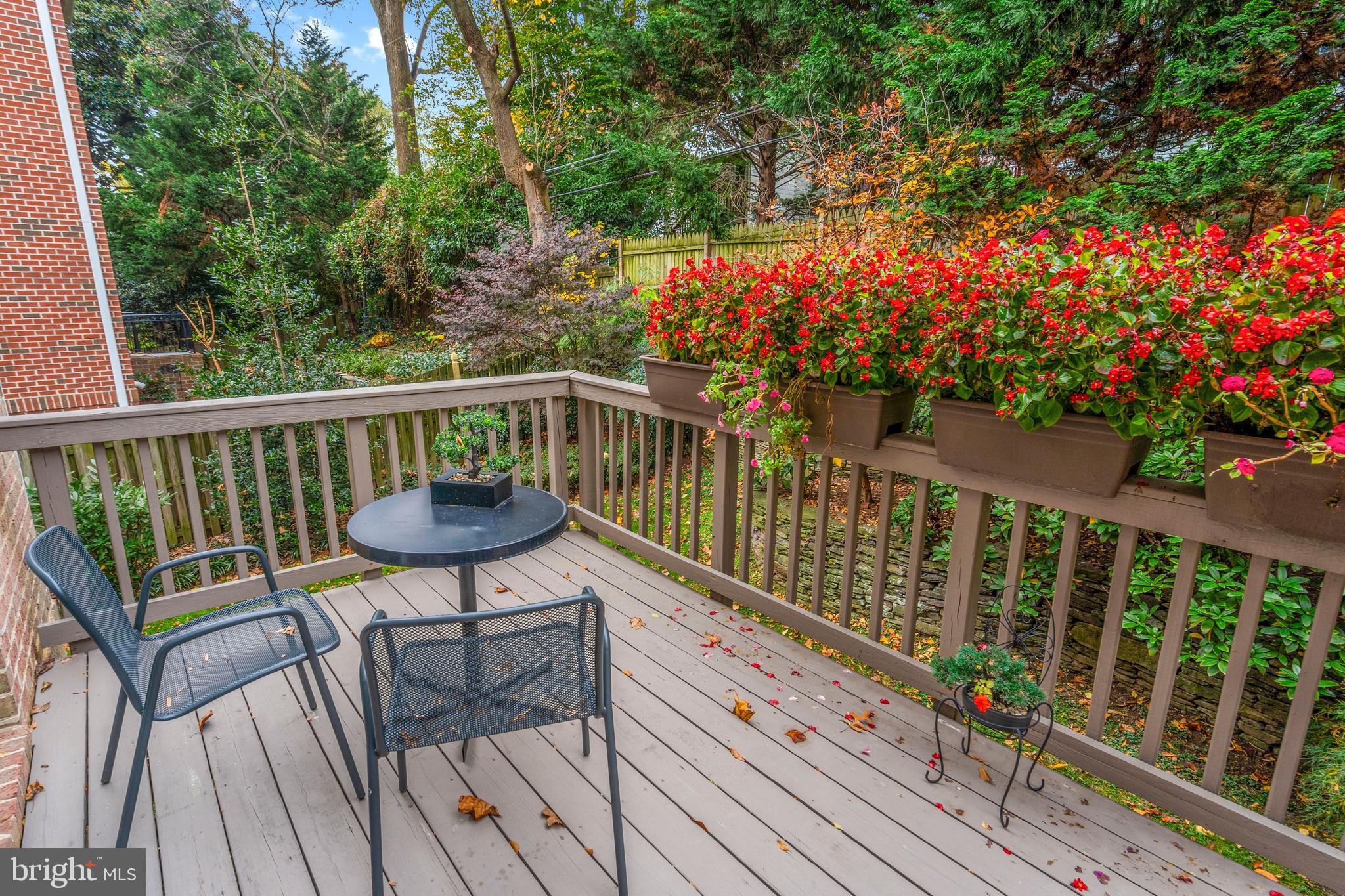 TARA MANOR - Residential