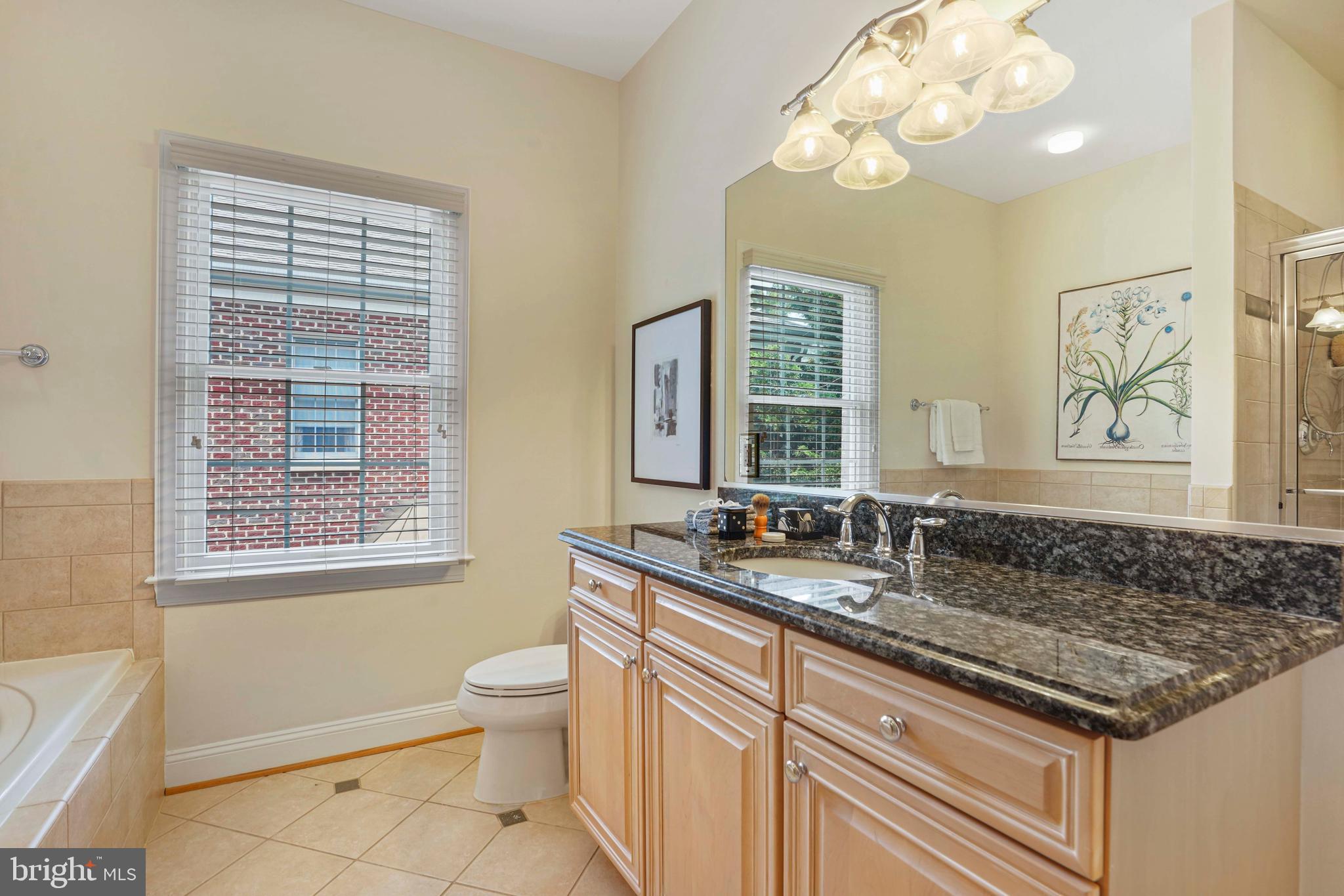 TARA MANOR - Residential