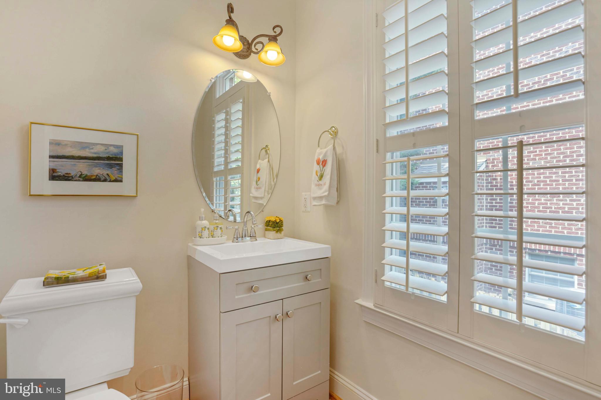 TARA MANOR - Residential