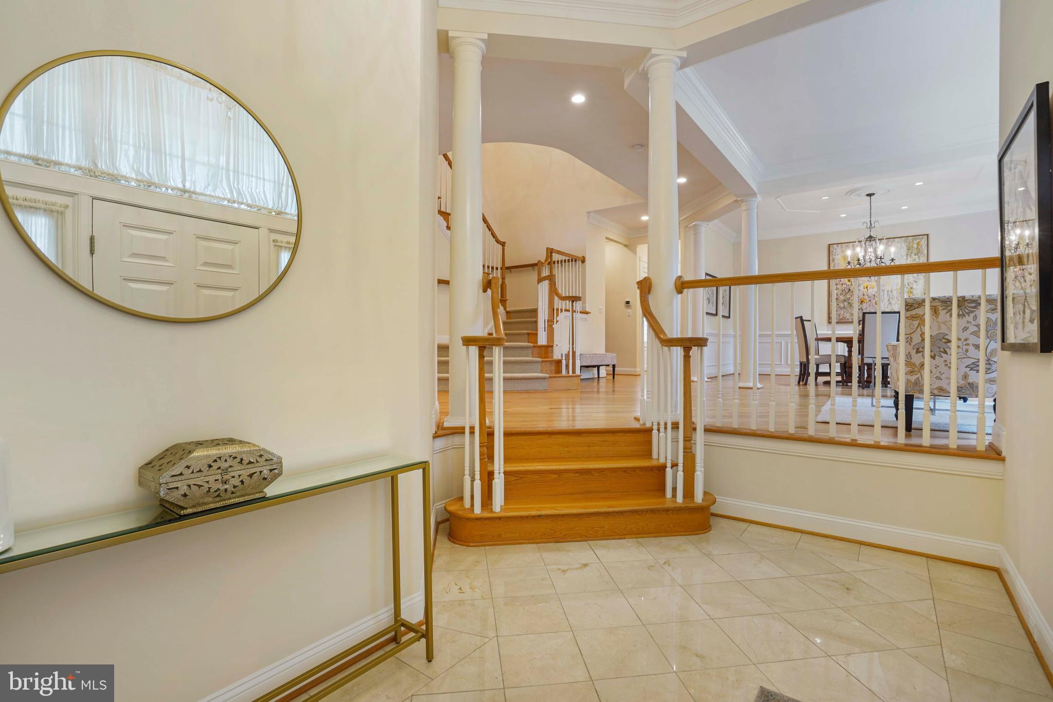 TARA MANOR - Residential