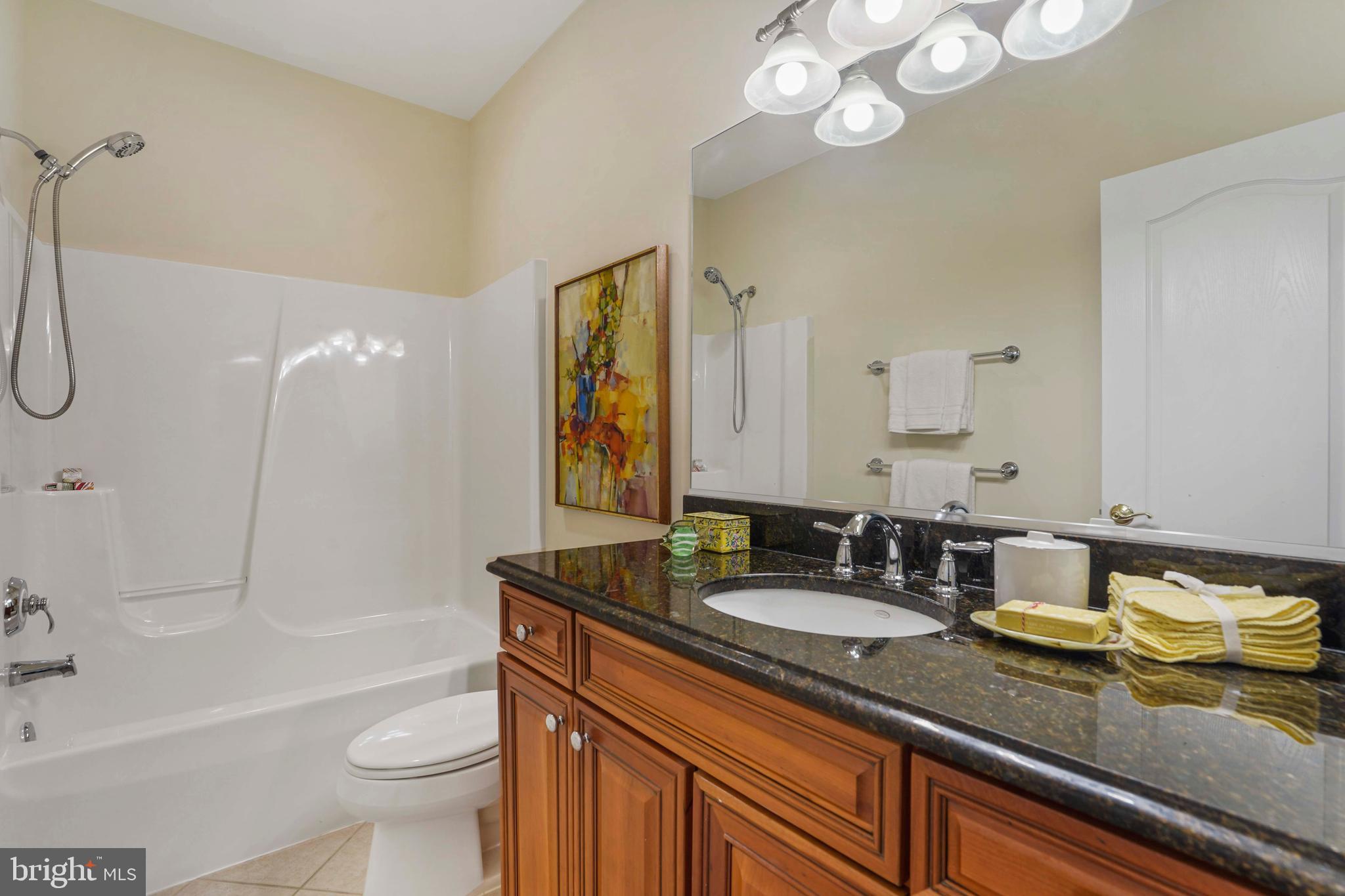 TARA MANOR - Residential