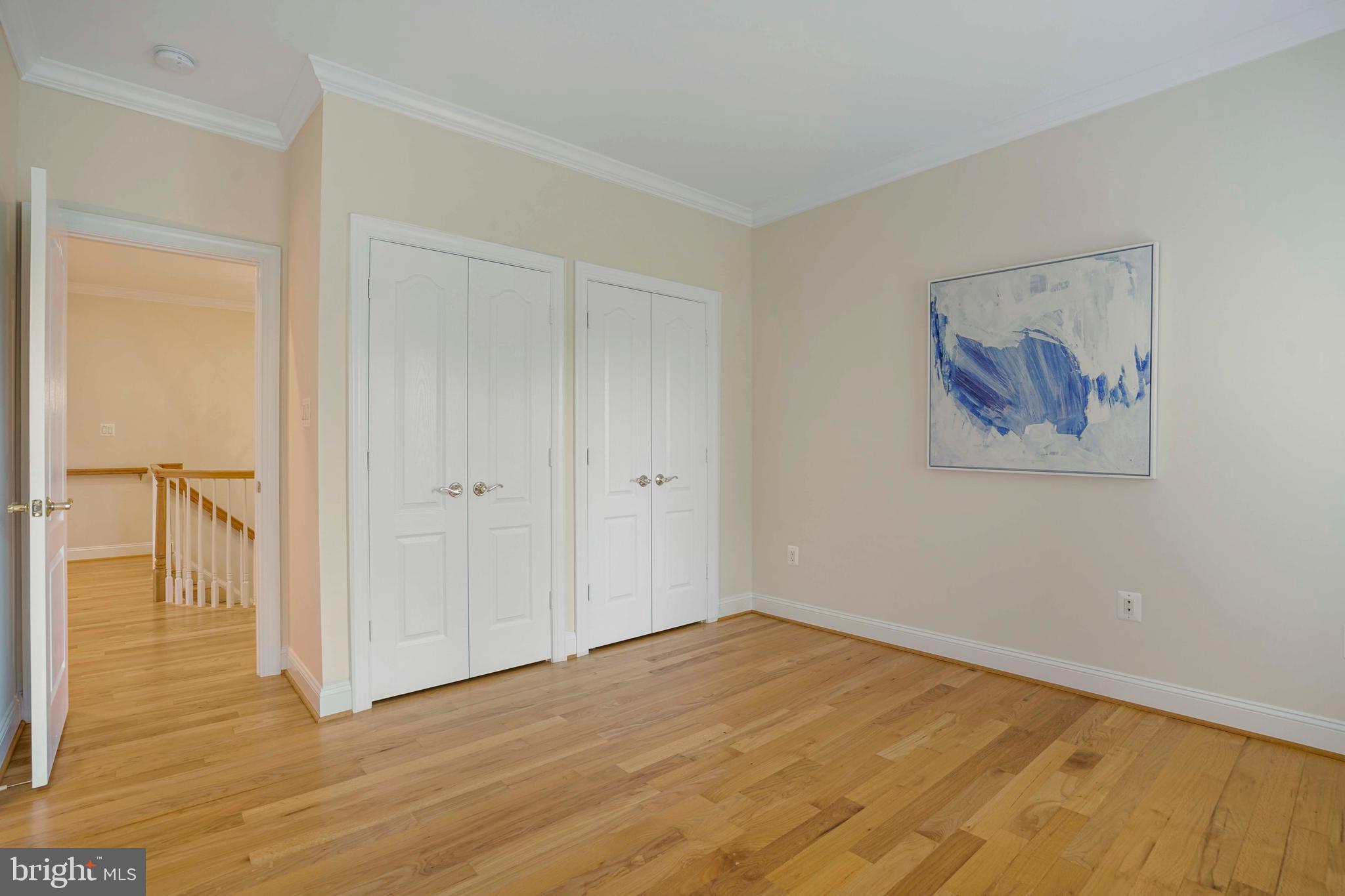 TARA MANOR - Residential