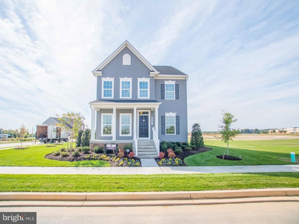 WOODBOURNE MANOR - Residential