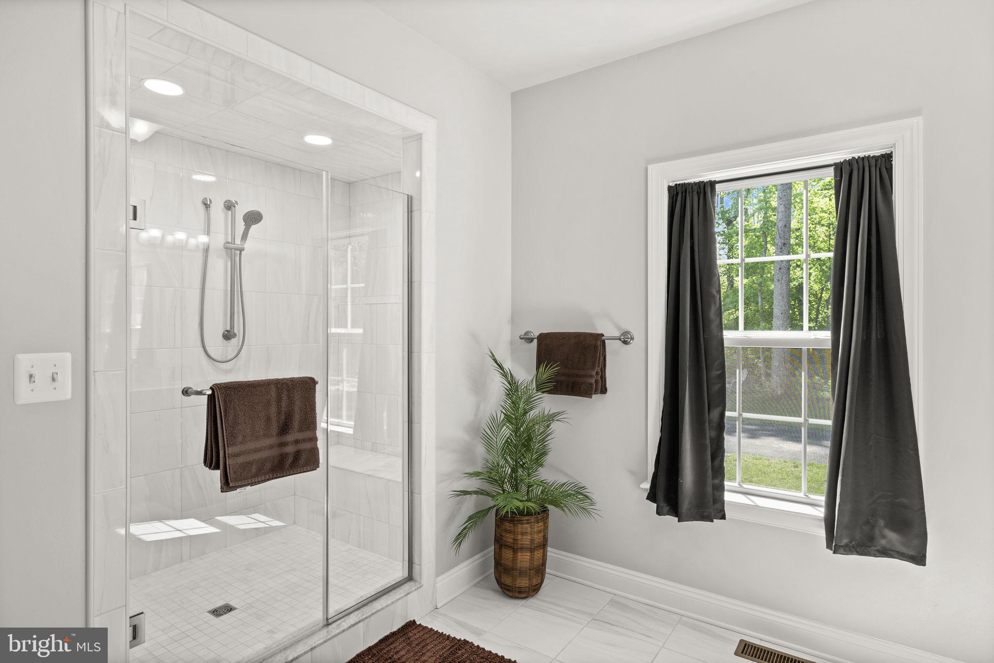 OAKWOOD ESTATES - Residential