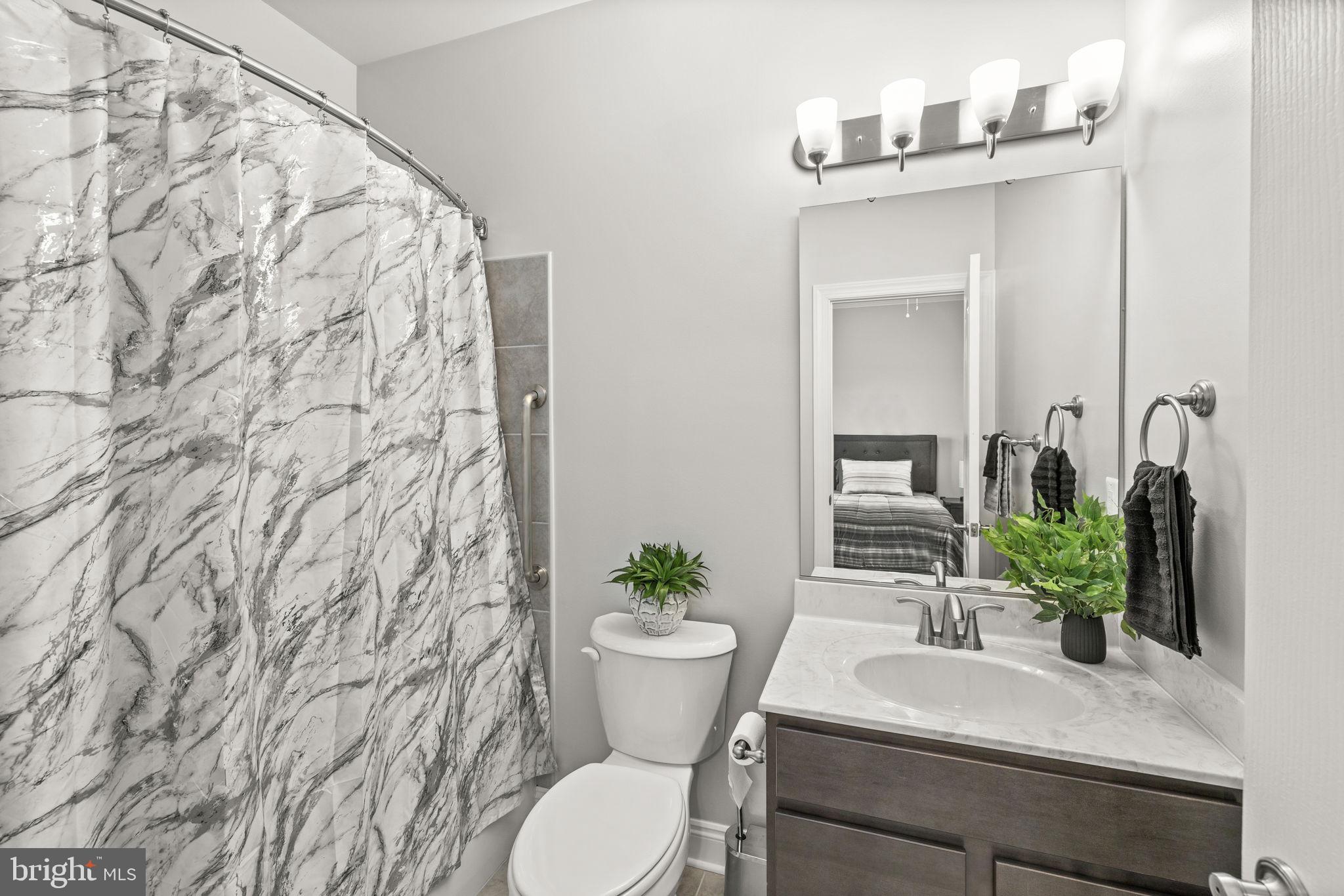 OAKWOOD ESTATES - Residential