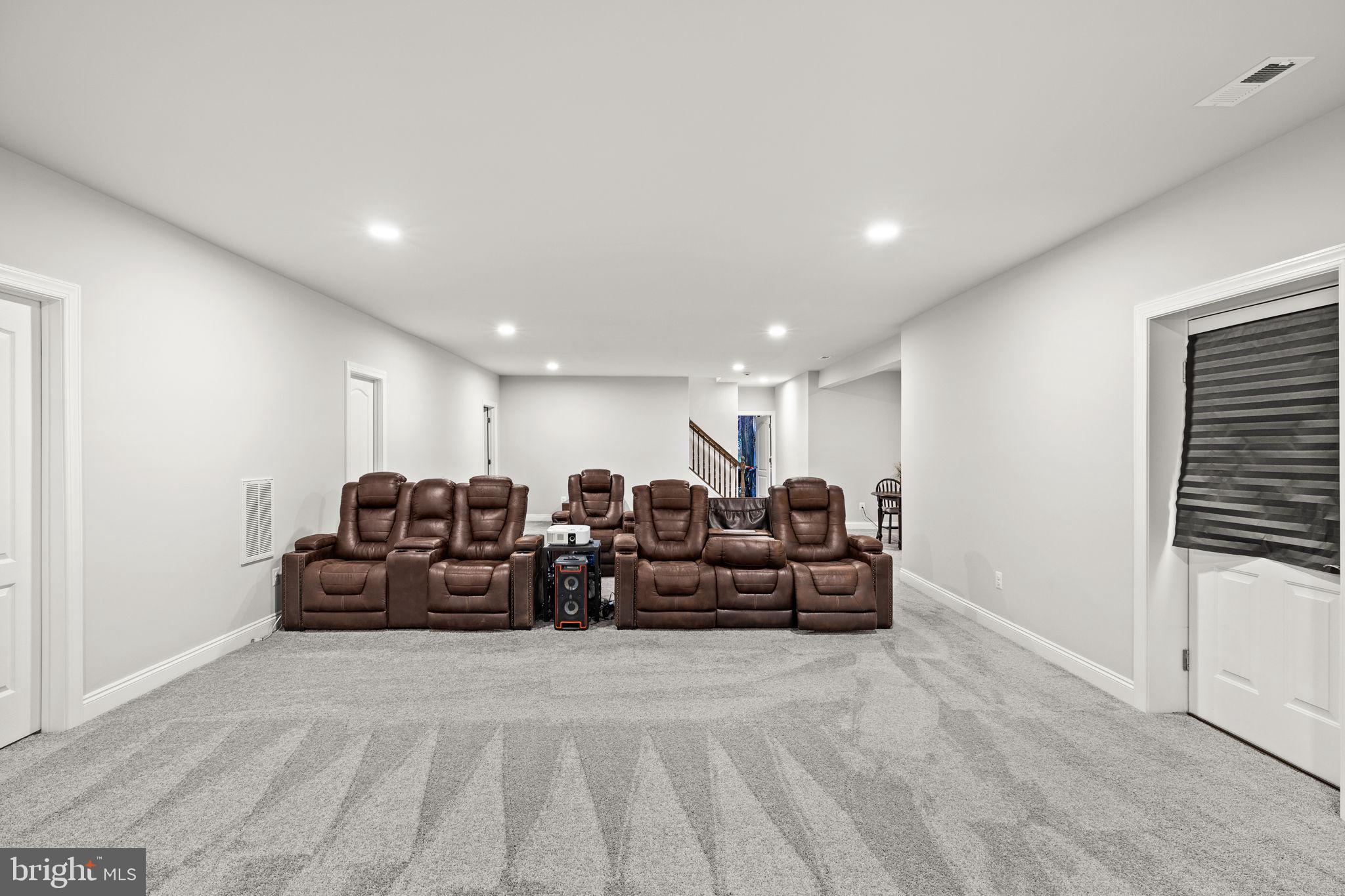 OAKWOOD ESTATES - Residential